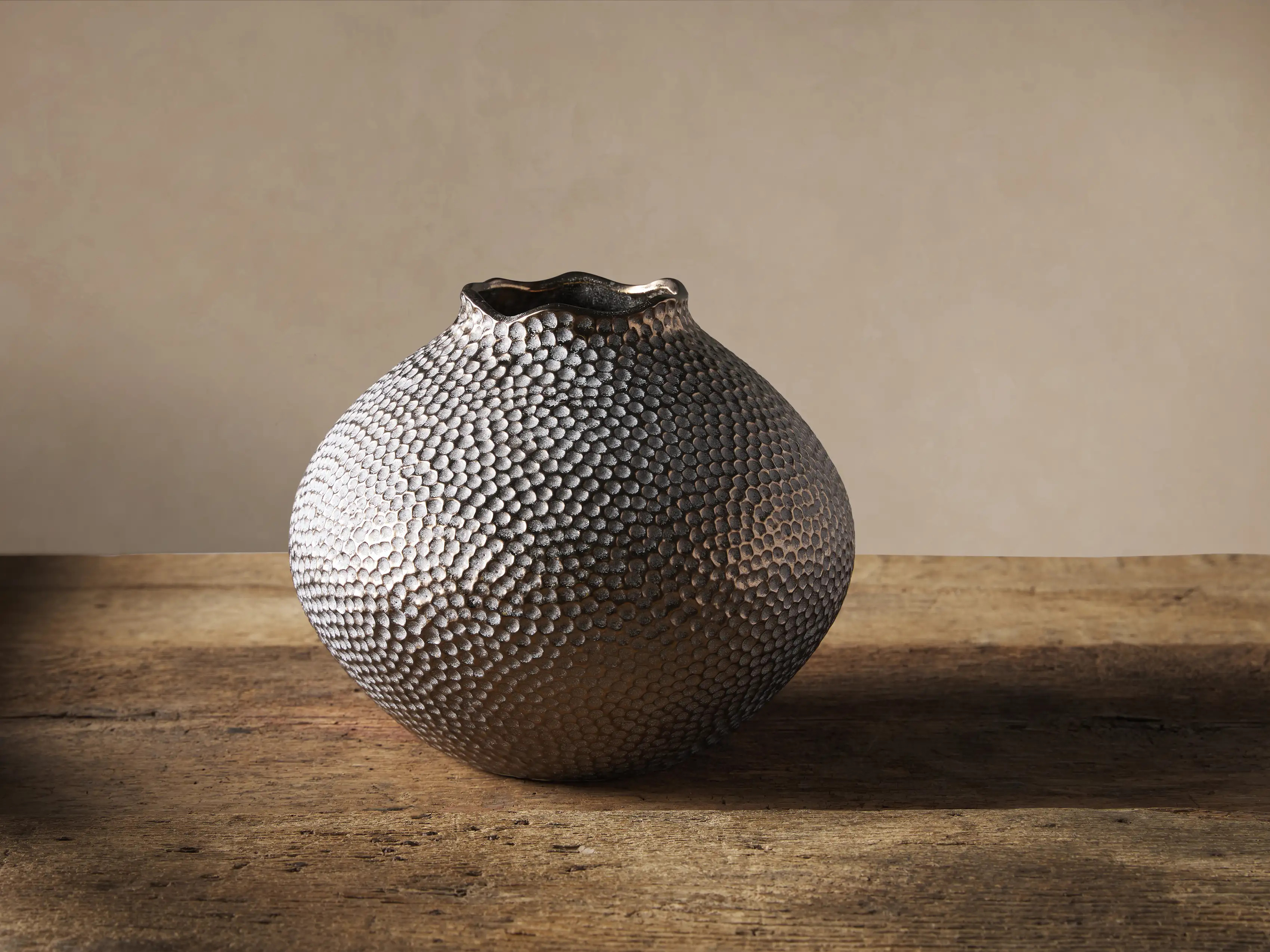 Eva Round Vase | Arhaus