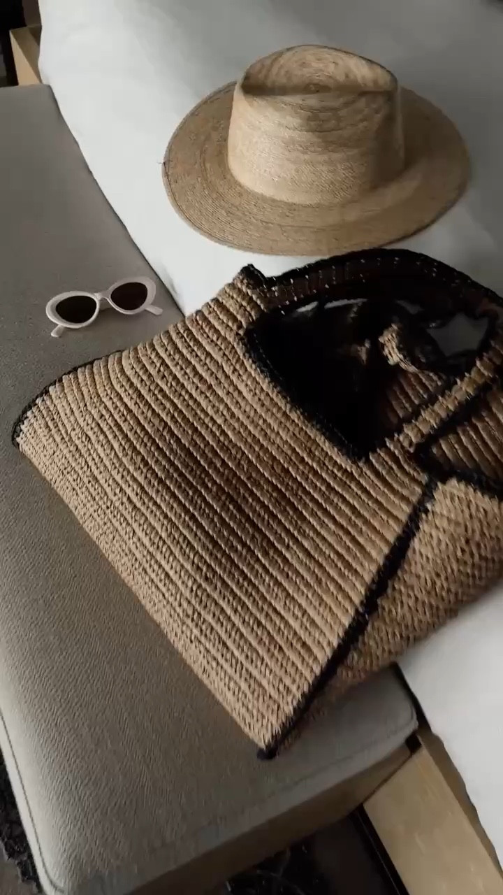 This has definitely been one of my most worn tote bag on vacation so far and one of my favorite purchase from target this year @Target #stylinbyaylin #totebag #travel 

#LTKSeasonal #LTKTravel #LTKootd