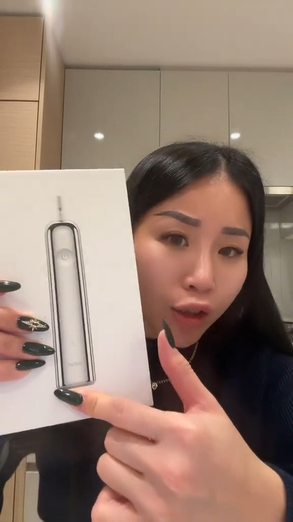 The most aesthetic toothbrush and cleans much better than other brands out there 🦷🪥

#LTKcanada