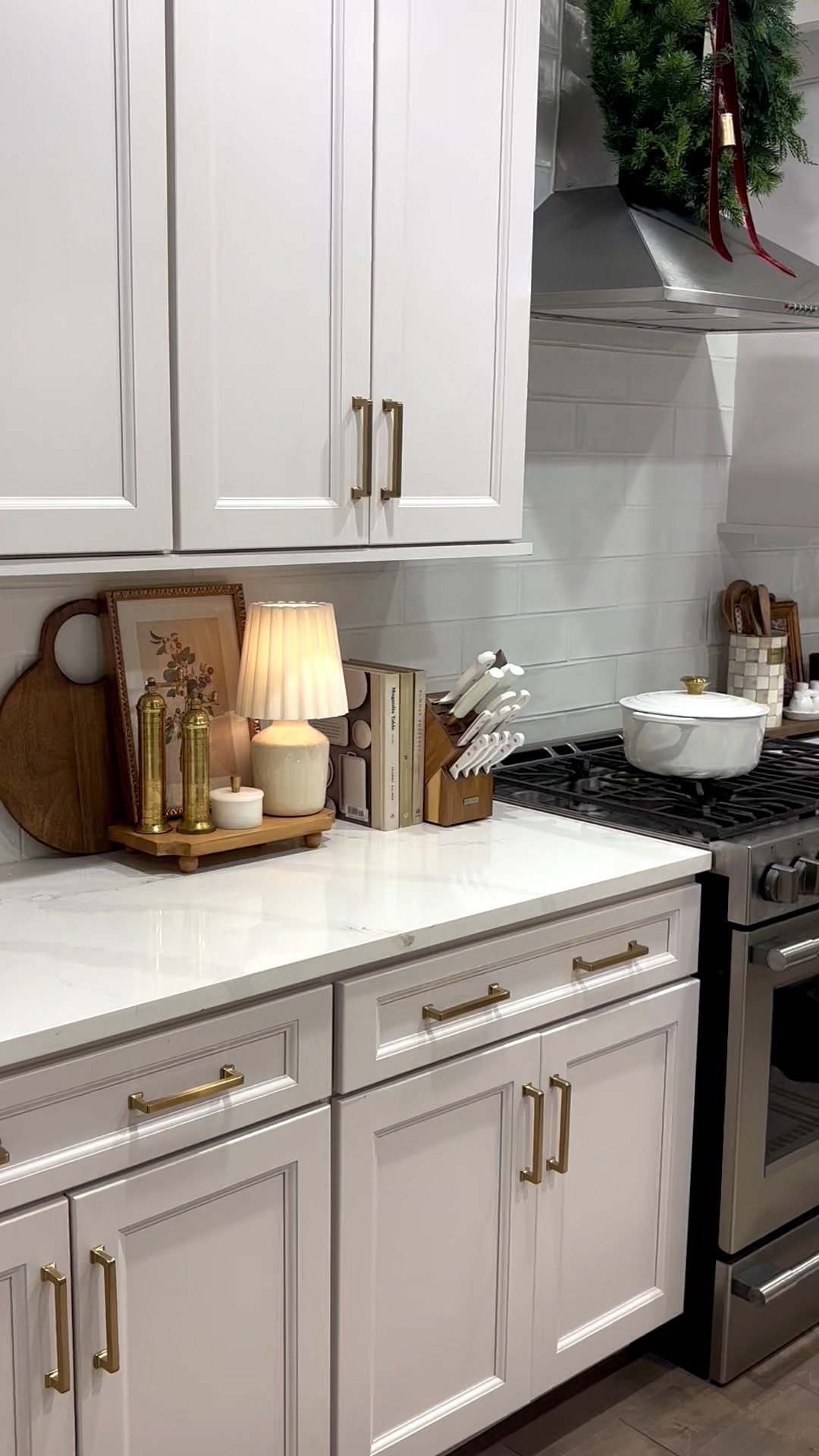 Holiday kitchen decor 🌲🤍

#LTKHome #LTKHoliday #LTKGiftGuide