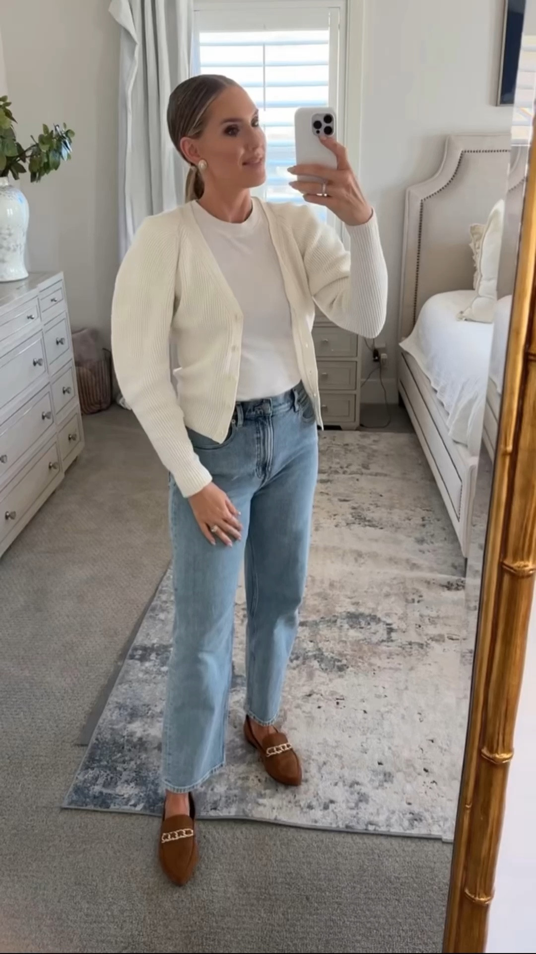 OOTD!! This sweater has such a great texture and comes in a bunch of different colors! Paired with a simple t-shirt and some high-waisted jeans. Dress it up with some cute earrings and these pretty flats! 

Fall Fashion / Fall Outfit /Walmart Fashion / Affordable /Budget / WomensDressyOutfit /CasualOutfit /ClassicStyle / Sweater / Date Night / Elevated Style / Dress Up or Down / Workwear / Cardigan
/ OOTD

#LTKFindsUnder100 #LTKStyleTip #LTKFindsUnder50