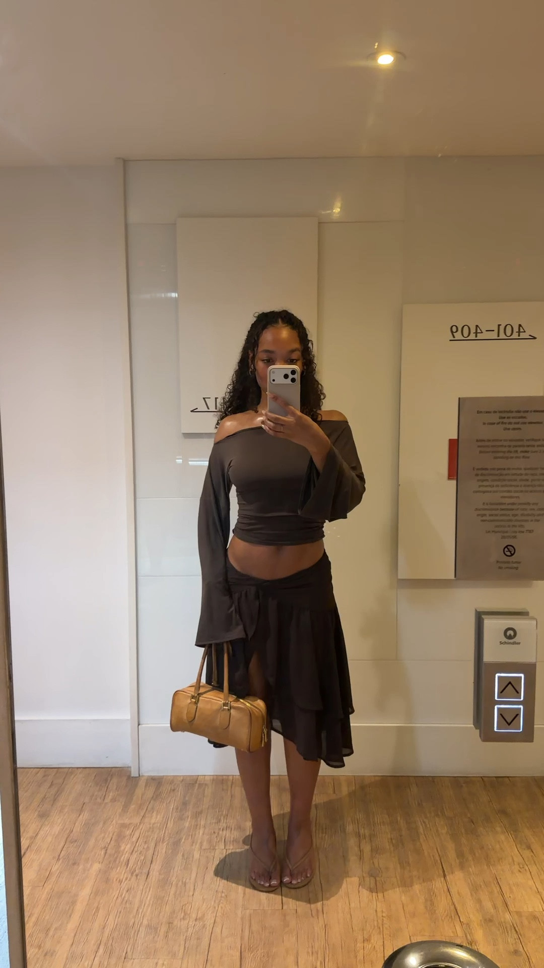 Evening ootn in Rio, White Fox: Just Keep Watching Midi Skirt Chocolate, Top from Relle London


#LTKdresses #LTKluxury #LTKdatenight