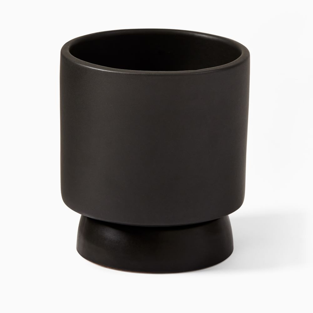 Bishop Indoor/Outdoor Pedestal Planters | West Elm (US)