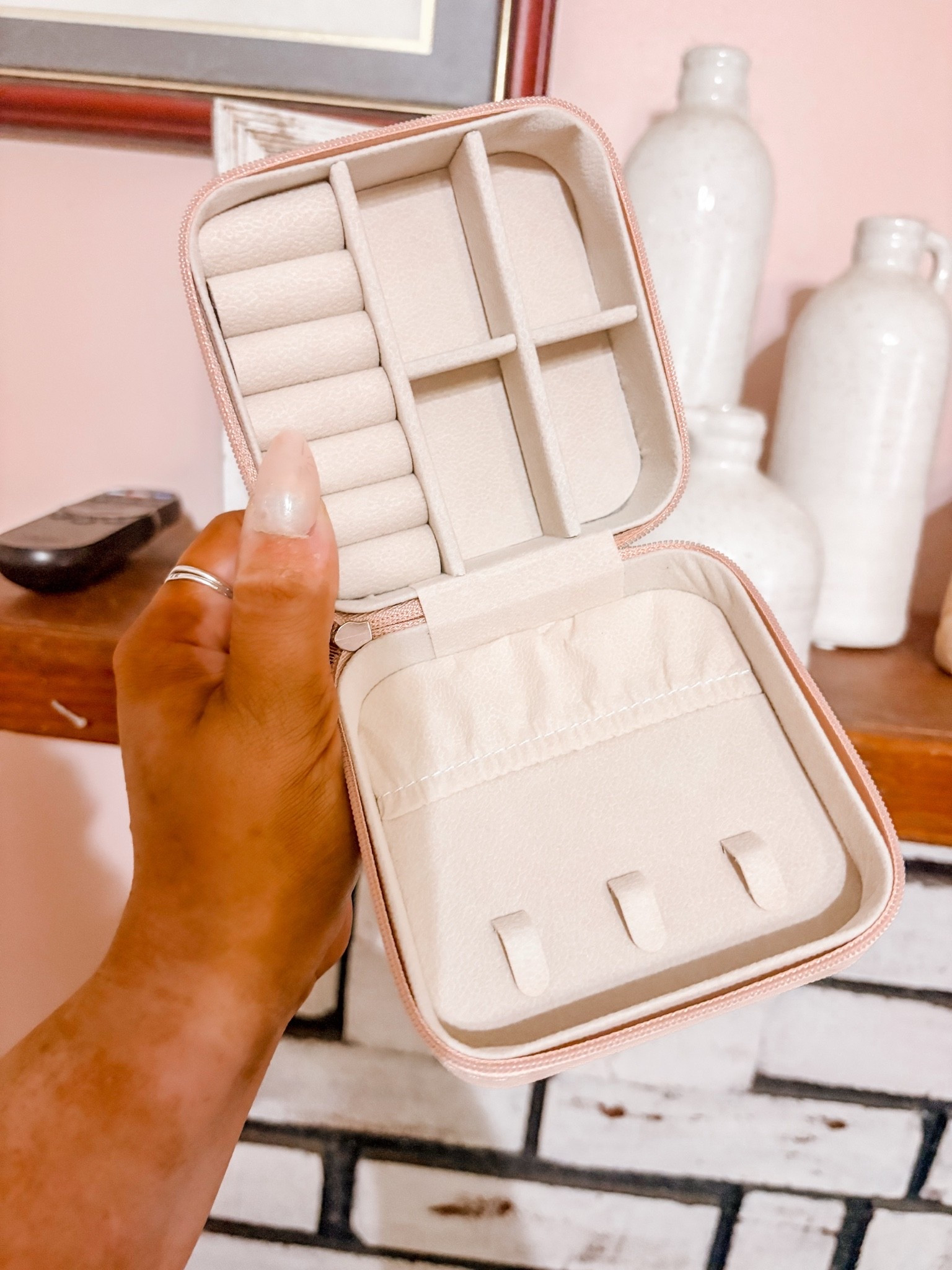 Jewelry travel case

#LTKSeasonal #LTKTravel