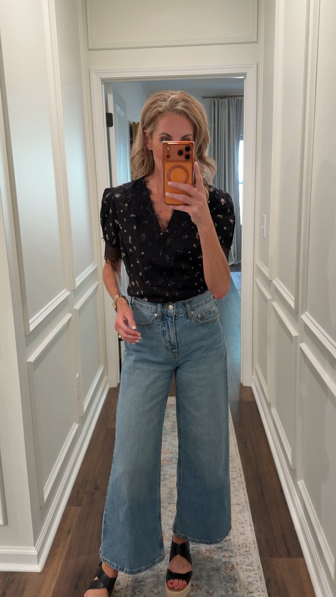 Women’s balloon, short sleeve lace Phoenix blouse from Universal threads and Target comes in three colors under $30 and it is so good