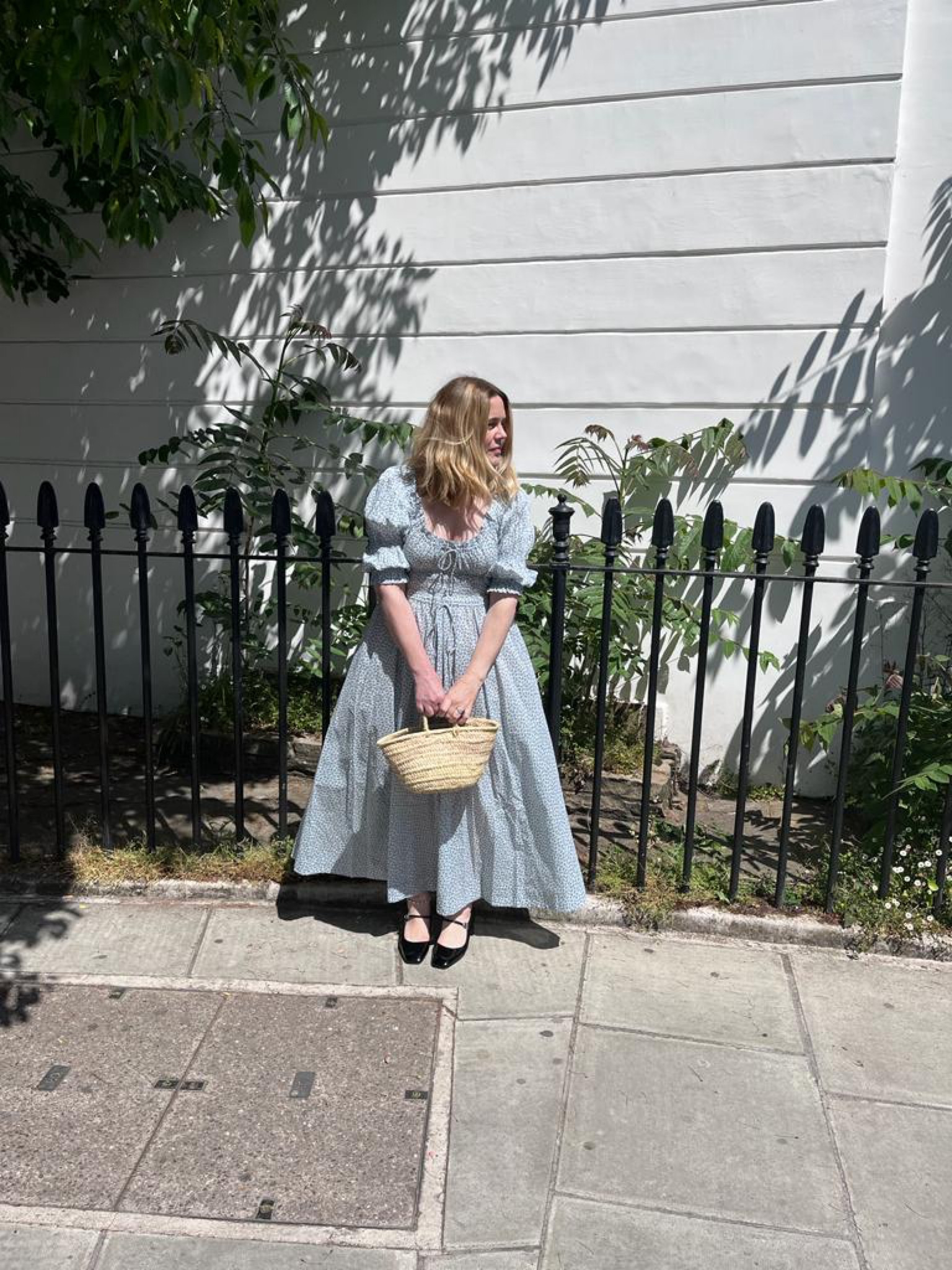The dreamiest of dresses from Dôen at Net-a-Porter 💭

DÔEN, NAP, Net-a-Porter, Aeyde, hedgehogshop, blue dress, floral print maxi dress, shirred dress, florals, cotton-voile, puff sleeves, Mary Janes, Mary Jane pumps, patent leather pumps, basket bag, straw bag

#LTKSeasonal #LTKshoecrush #LTKstyletip