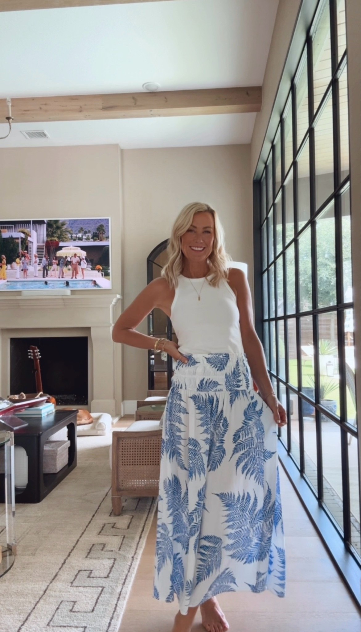 Love a piece that can be worn multiple ways! This maxi skirt can be a skirt or dress.
Tank: small
Skirt: small