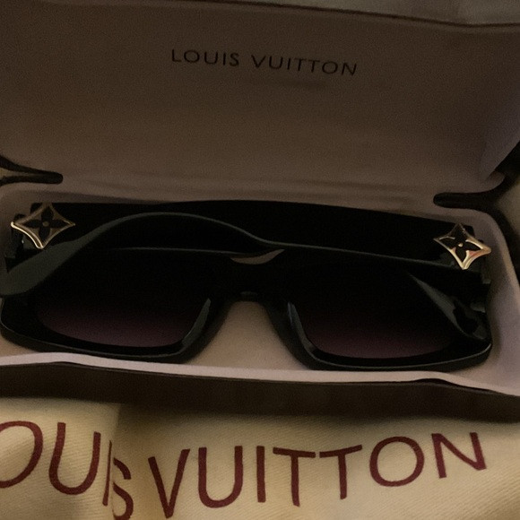 Louis Vuitton Black and Gold Sunglasses | Poshmark