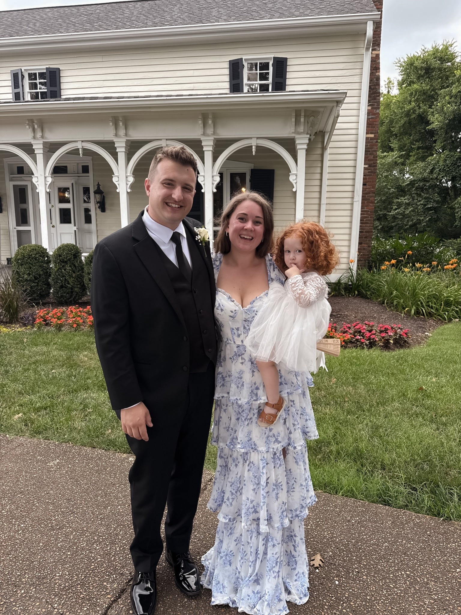 I love this wedding guest dress! The blue and white detail with the corset top is darling! 

Also, this flower girl dress has the most beautiful lace detail 😍

#LTKWedding #LTKStyleTip #LTKU
