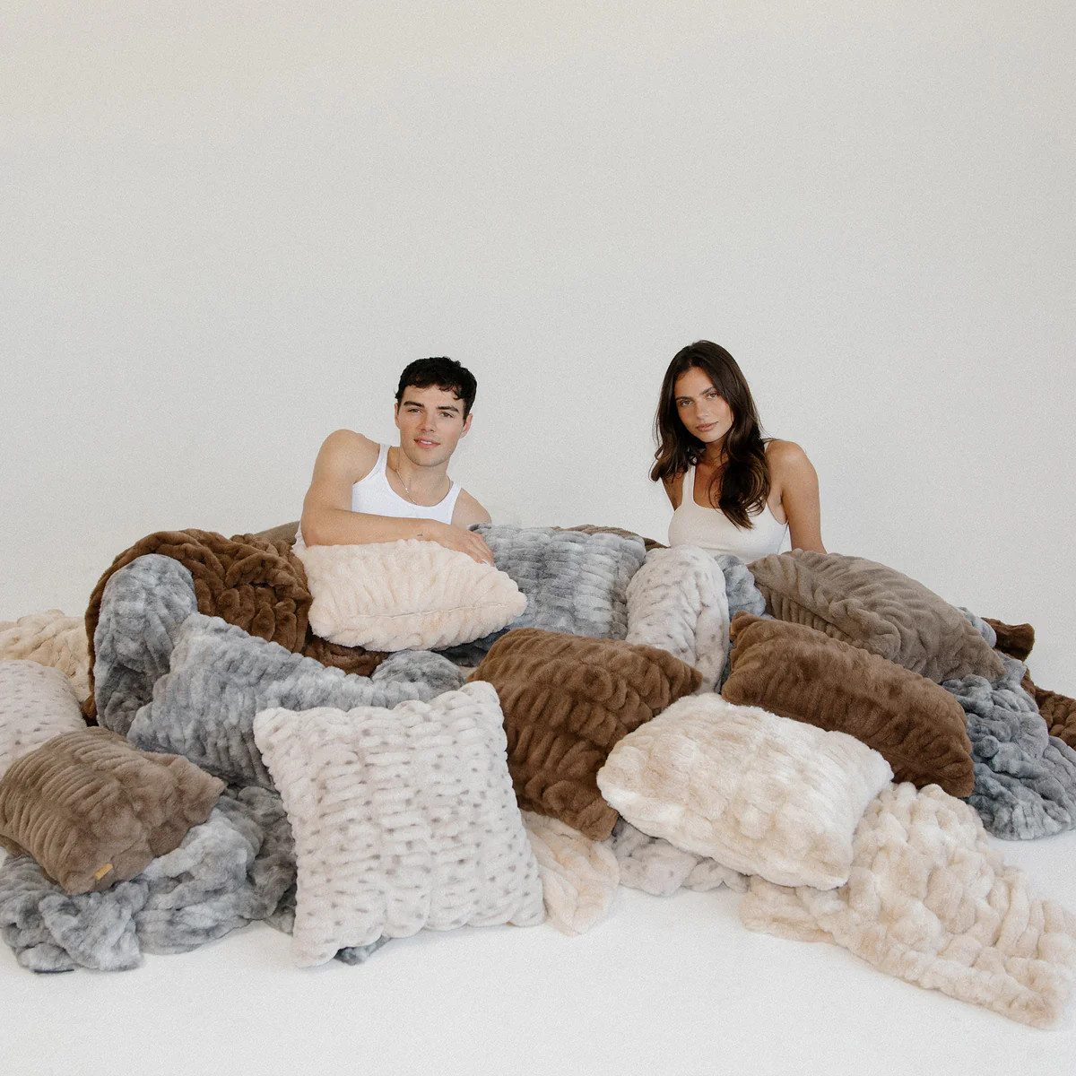 The Lola Signature Bundle | Lola Blankets