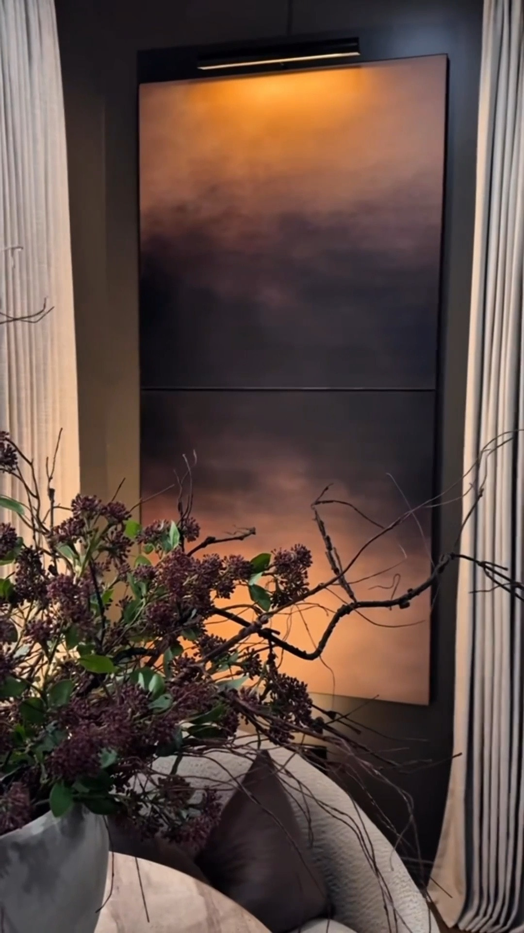  

 Amazon art that’s truly wall-worthy. 🤎 These three amazon wall art pieces surprised me with their quality and design.

Rich, moody brown tones paired with soft landscapes, plus a light beige and gray piece for a modern, contemporary look. Multiple sizes available, perfect for oversized wall art or statement decor. A high-end look on a budget. Affordable art that looks luxe. 😍

#amazonhome #amazonart #moodydecor #modernwallart #oversizedart #brownwalldecor #neutralart #luxurylookforless #contemporarydecor #affordableart #moodyart


#LTKGiftGuide #LTKHome #LTKFindsUnder100