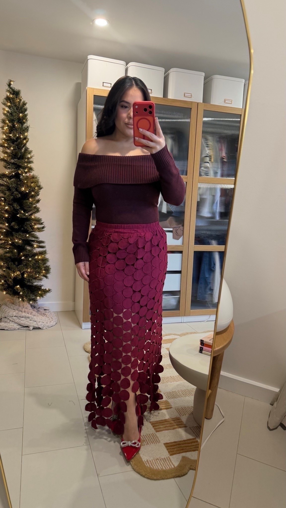 Affordable holiday look! Top and skirt in size L


#LTKHoliday #LTKSeasonal #LTKMidsize