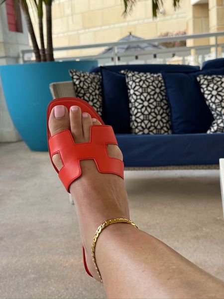 Summer
Sandals
Amazon find

#LTKShoeCrush #LTKFindsUnder50 #LTKSeasonal
