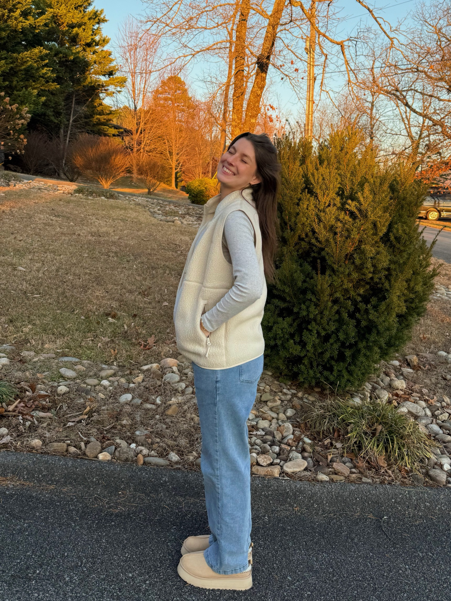 Winter outfit inspo, dress the bump, maternity jeans 

#LTKSeasonal #LTKbump #LTKstyletip