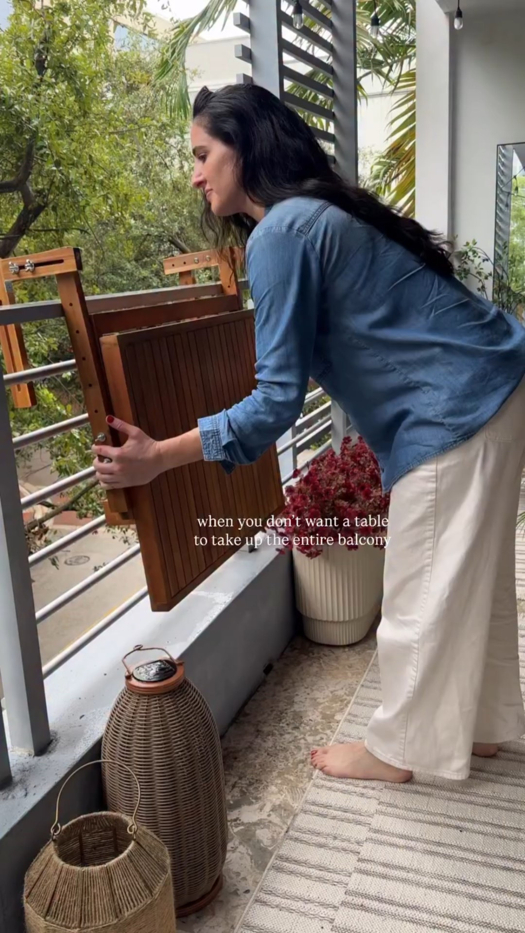 a table for those that don’t have space for a table 👀  

This collapsable table is perfect for balcony spaces that you want to be functional but don’t have the space for a full time table! You can use it as an extra surface for a variety of things. 

#outdoorfurniture #balcony

#LTKHome #LTKSeasonal