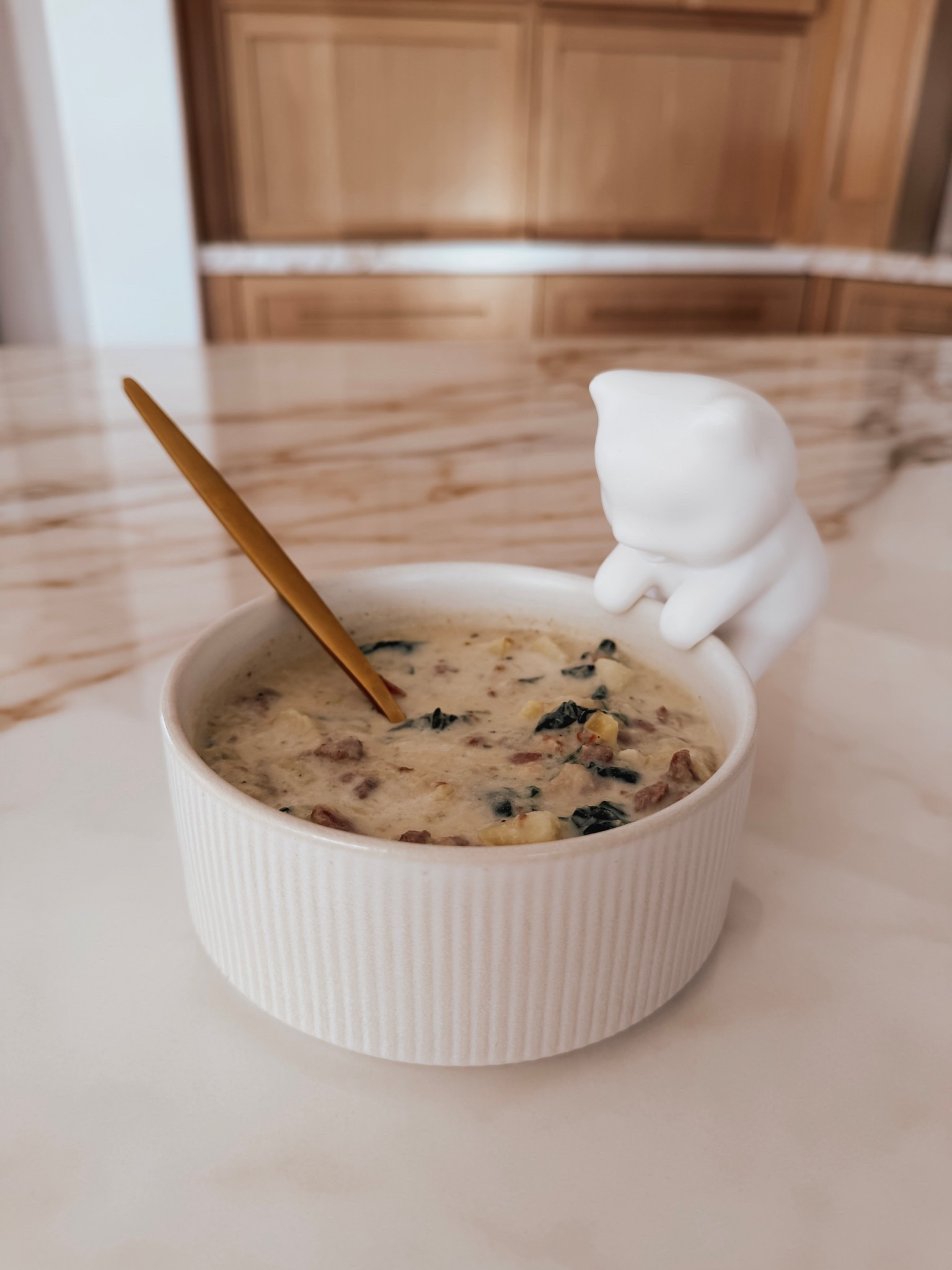 Keep your food cool on hot days with this tiny robot fan! Perfect for drinks and meals. Great as a white elephant gift, too! Other gift ideas tagged, too!

#LTKHoliday #LTKGiftGuide