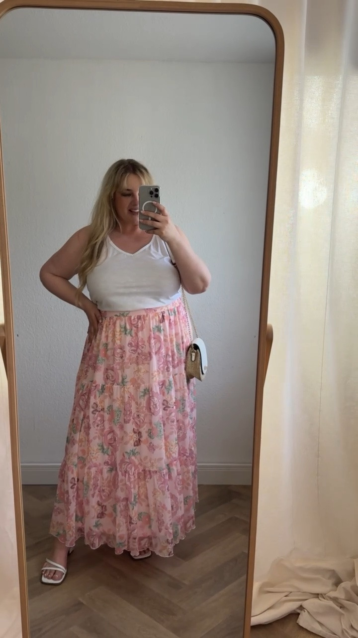 Sommerlook 💗

15 % sparen bei Bon Prix mit dem Code: 15san

(Gültigkeit: 19.05. -einschl. 21.05.2026; 15% auf Alles; einmalig einlösbar pro Kundin; gilt in DE App & Webshop)

#plussizefashion #röcke #summeroutfit #curvy

#LTKdeutschland #LTKplussize #LTKsummer