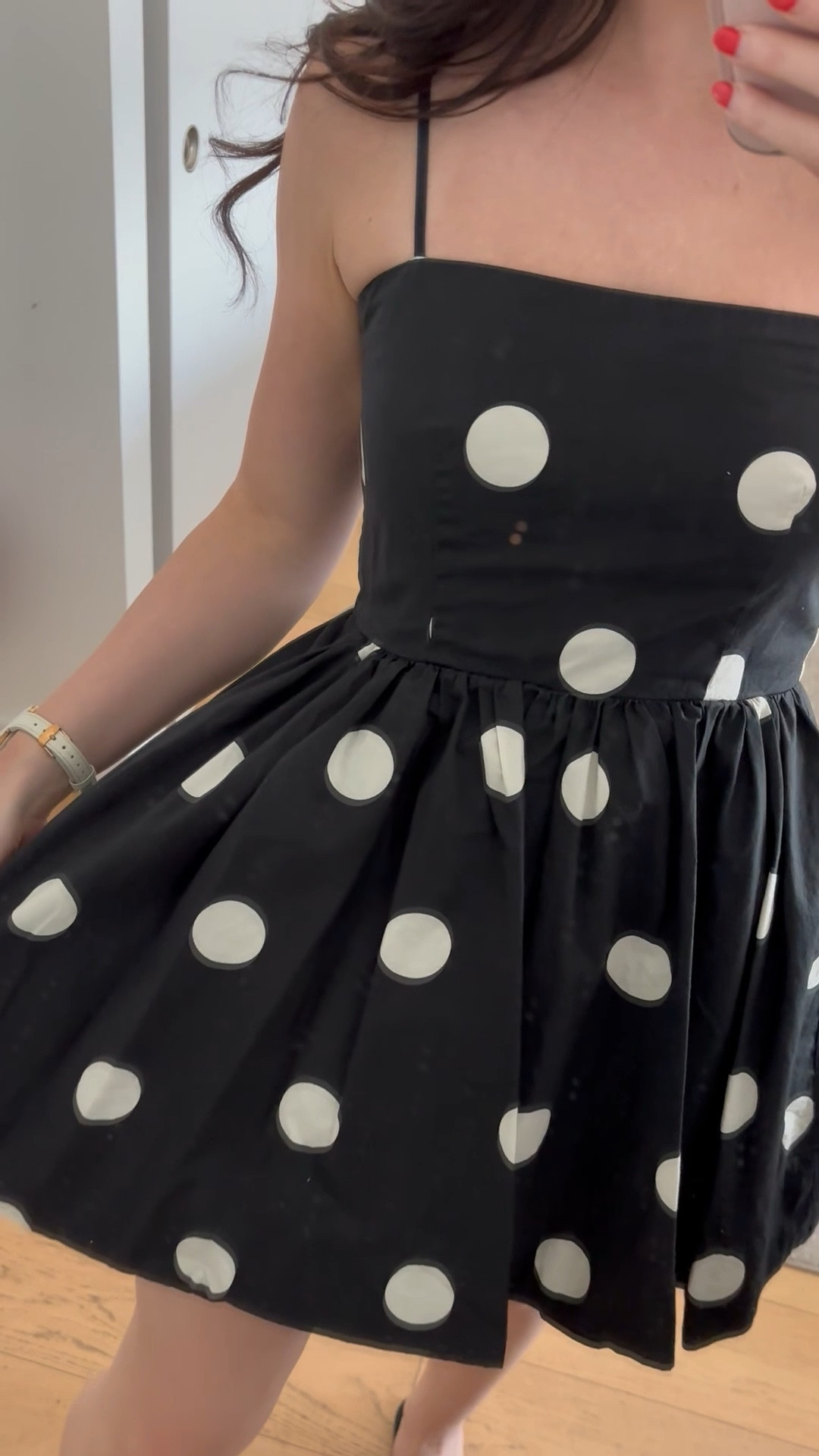 Love this polka dot dress 



Polka dots , summer outfits , black polka dot , polka dot dress , ciao Lucia , mini dress , dots 

#LTKU #LTKSeasonal #LTKTravel