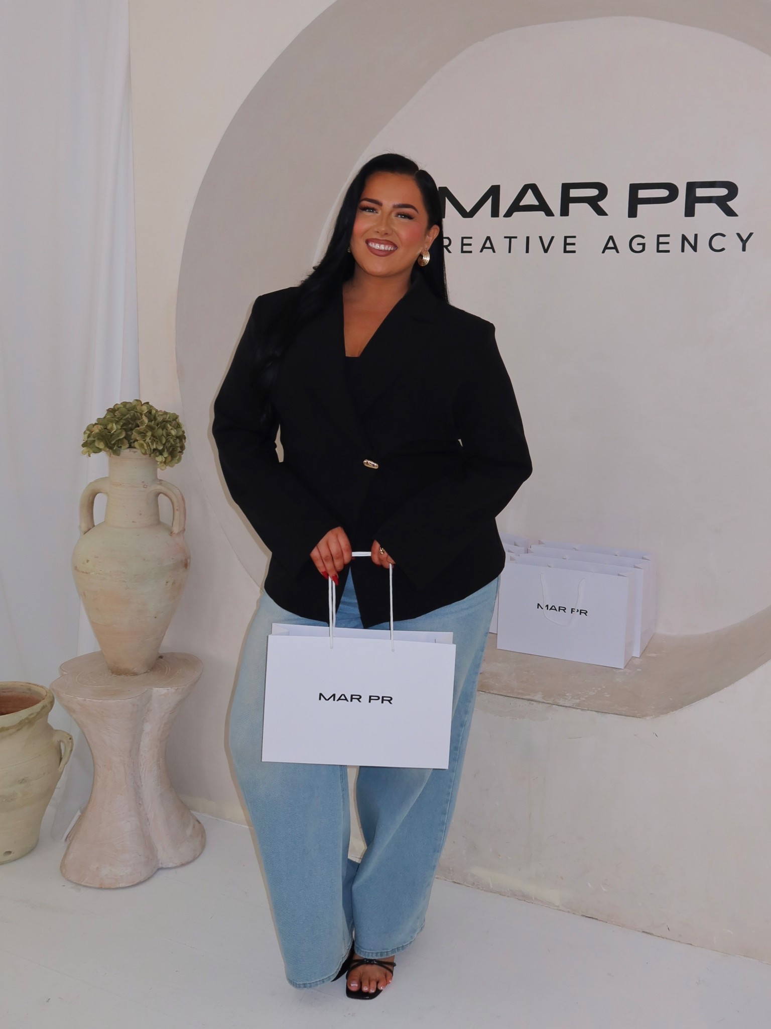 Dressy Casual OOTD🖤🥂


Blazer / blazer outfit / Plus Size Outfit / Plus Size Fashion / Jeans / Plus Size Jean

#LTKcurves #LTKFashionMonth #LTKplussize