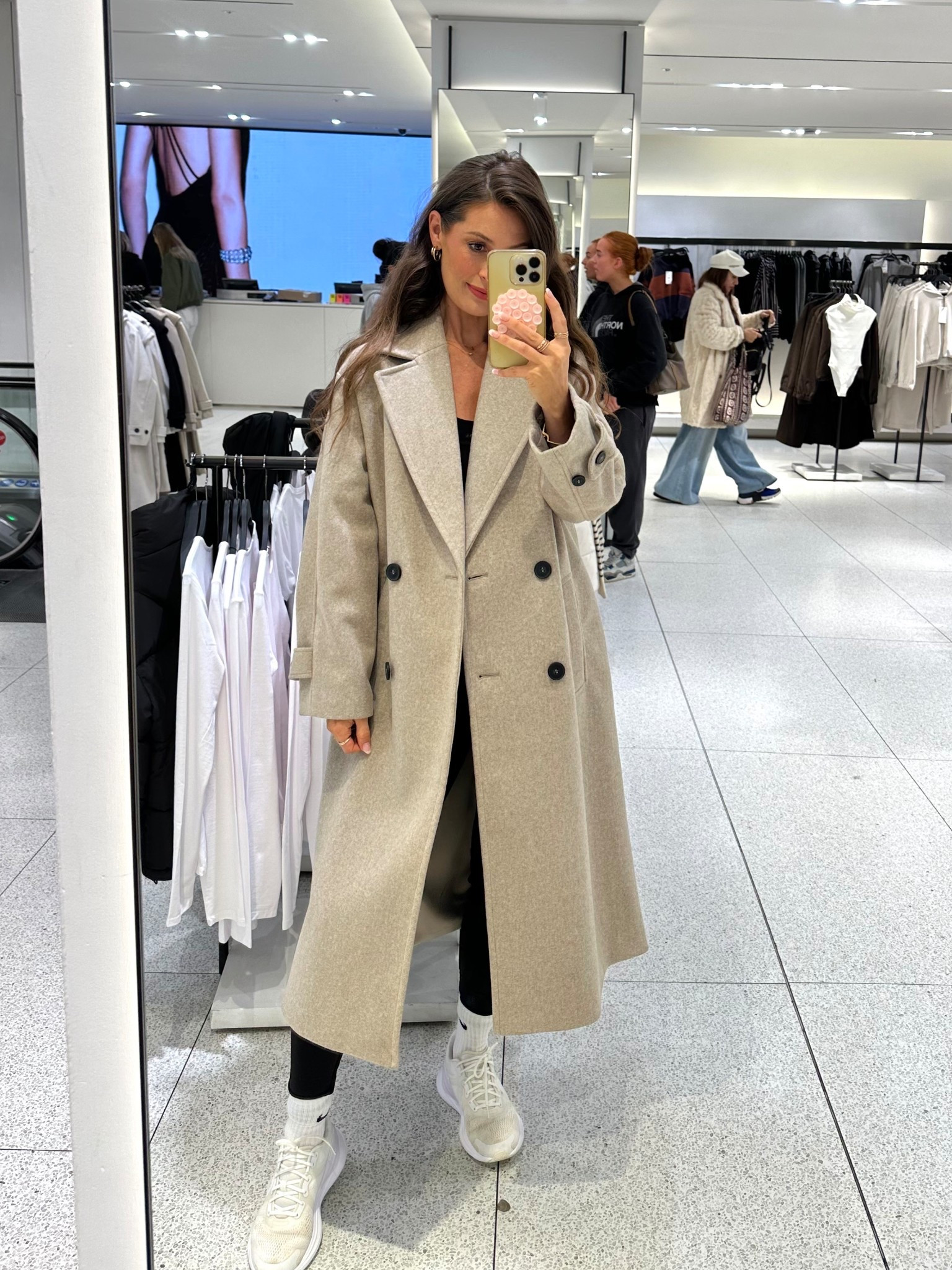 Gorgeous neutral long coat 