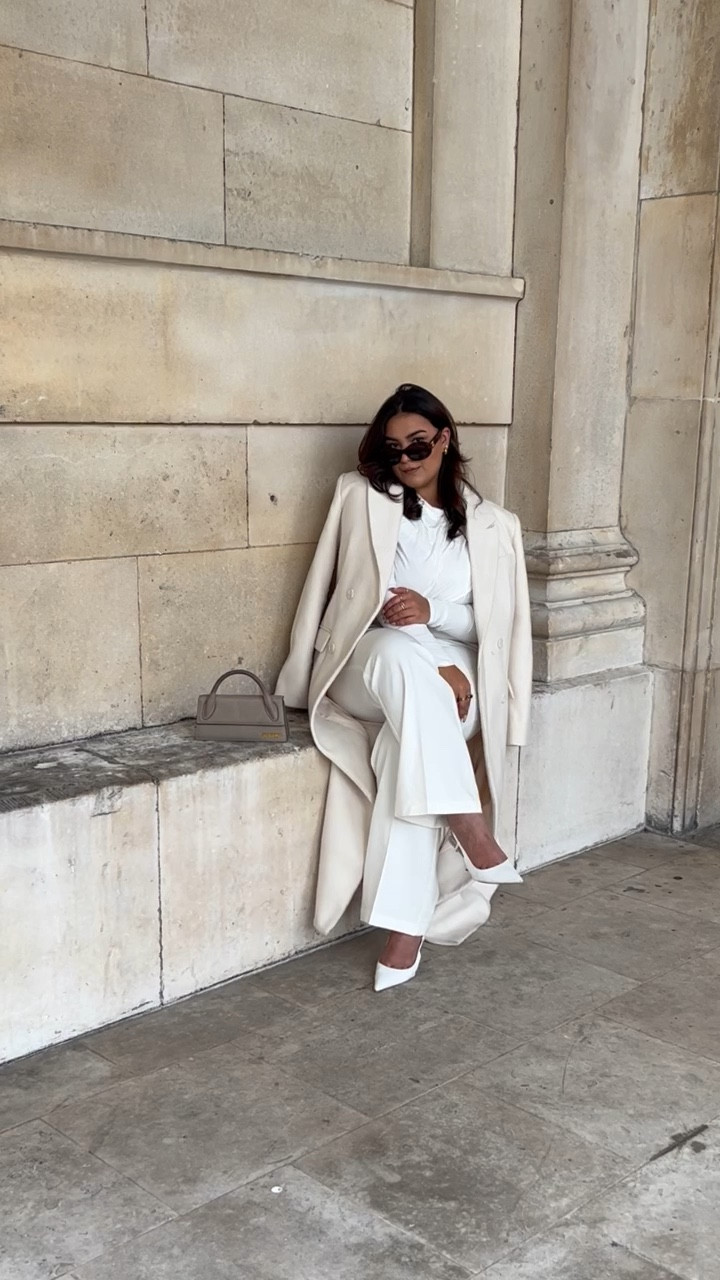 Monochrome outfit 🤍 
Coat from NAKD Fashion (pr) similar linked 

#LTKeurope #LTKstyletip #LTKshoecrush