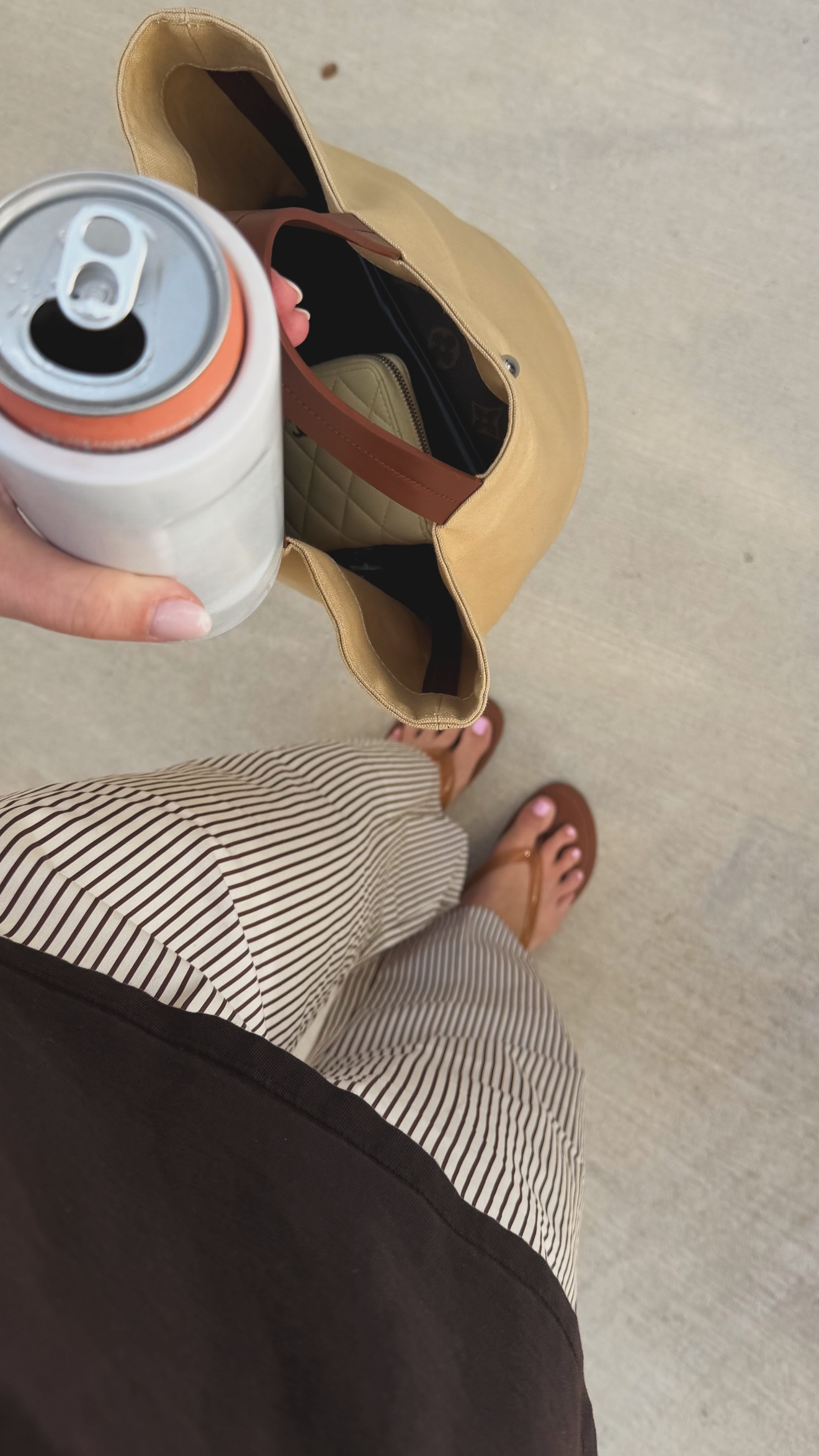 These are great flip flops and come in multiple colors! 

 