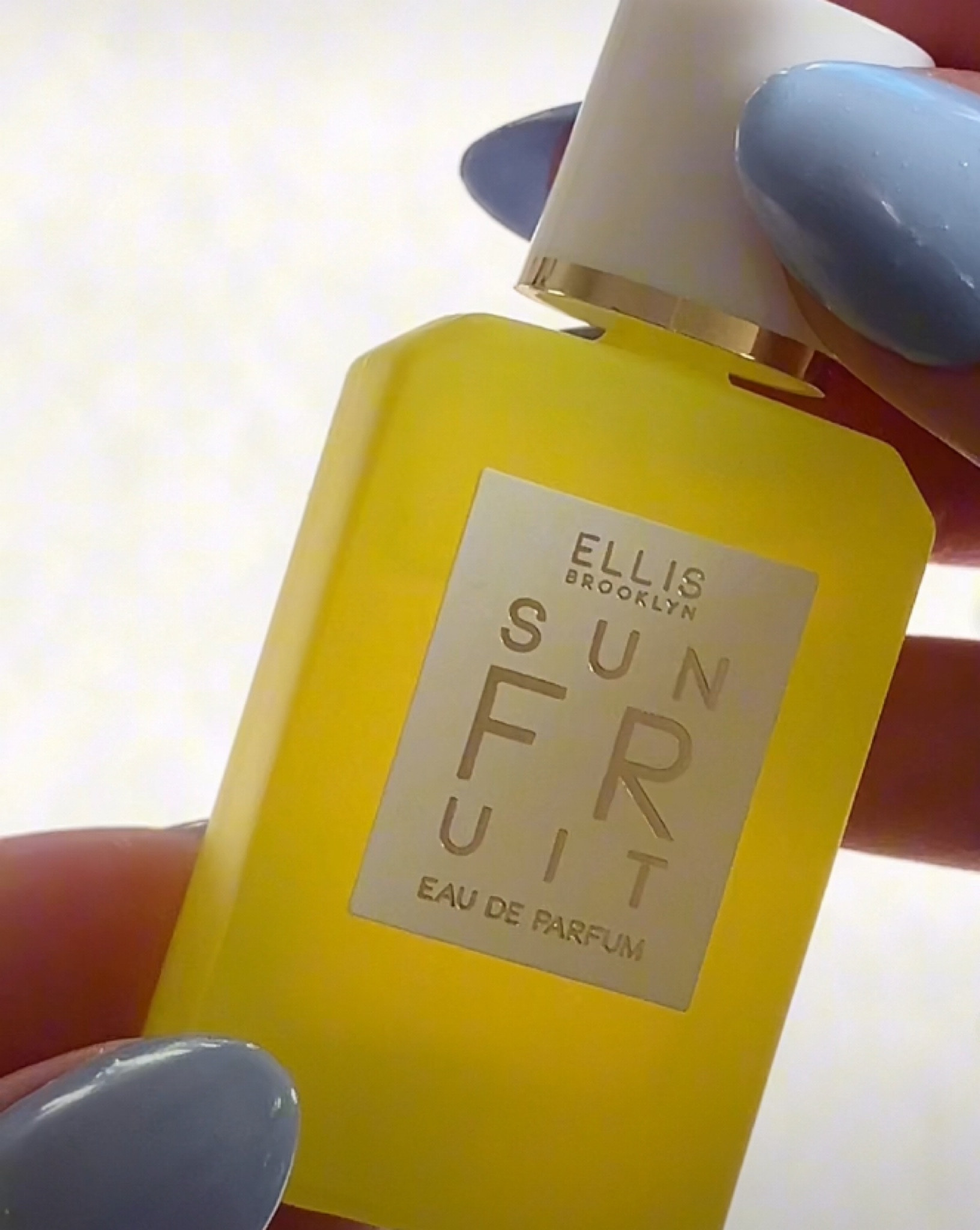 @ellisbrooklyn Chapters Mini Fragrance Set ✨

Which chapter will you start with? 📖💫

Dive into a story with every spritz:

Myth – Whimsical & Alluring
Bergamot and ambrette seeds lead you to a dreamy heart of tiger orchid and jasmine petals, grounded by sultry patchouli and white cedarwood.

Salt – Fresh & Beachy
Ylang-ylang and violet leaves meet a tropical heart of Tahitian tiare and magnolia, finishing with musk, ambergris, and sandalwood for that salty-skin vibe.

Sun Fruit – Bright & Juicy
Bergamot, pear, and fresh fig dance into a lush blend of jasmine and orris, ending with creamy coconut and vanilla warmth.

Vanilla Milk – Cozy & Decadent
A creamy milk accord wraps around bourbon vanilla, cocoa shell, and soft sandalwood for the ultimate comfort scent.

.
.
.
.
.

Here’s the list side by side:

#UGC #BeautyUGC #EllisBrooklyn #Fragrance #PerfumeLovers #FragranceCollection
#PerfumeAddict #LuxuryFragrance #ScentOfTheDay #FragranceReview #BeautyCommunity #SelfCareEssentials
#FragranceObsessed #CleanBeauty #BeautyContentCreator #FragranceLover #PerfumeGoals
#PerfumeHeaven #LuxuryPerfume #PerfumeOfTheDay #FragranceInspo #PerfumeObsessed #BeautyLover
#PerfumeWorld #PerfumeCommunity #PerfumeLove #BeautyWithStyle #ScentsOfInstagram
#FragranceAddict