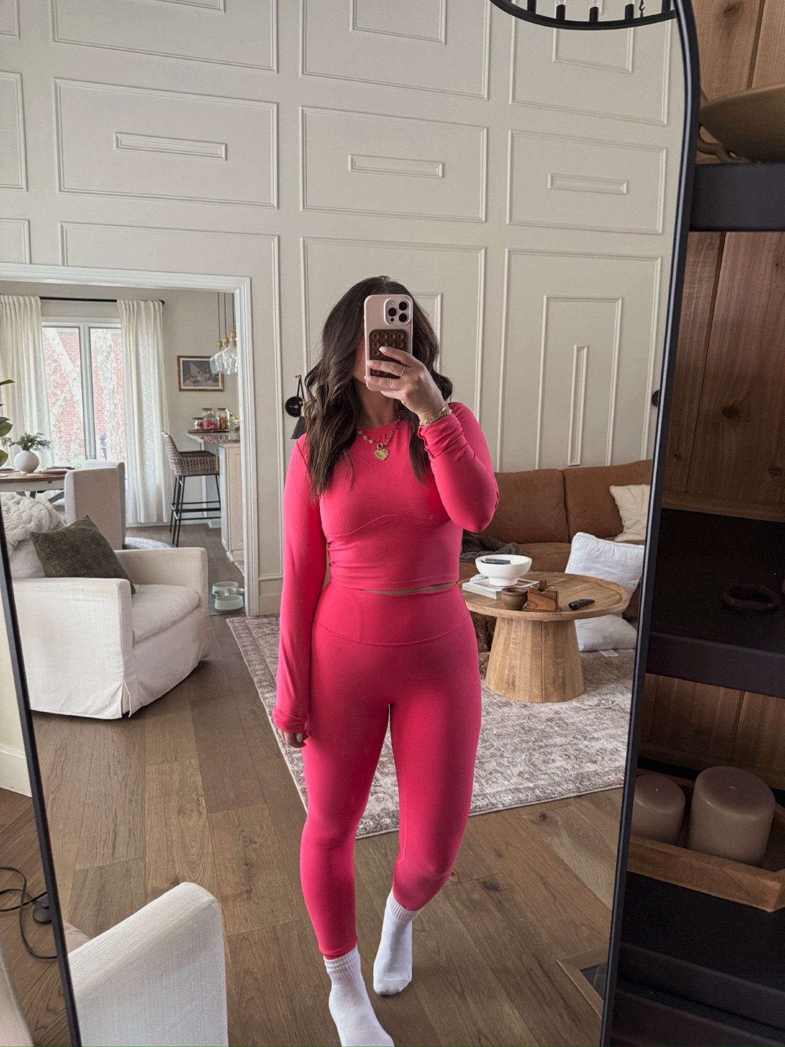 This pink active set from Amazon is so flattering! 

#LTKActive #LTKgrwm #LTKootd