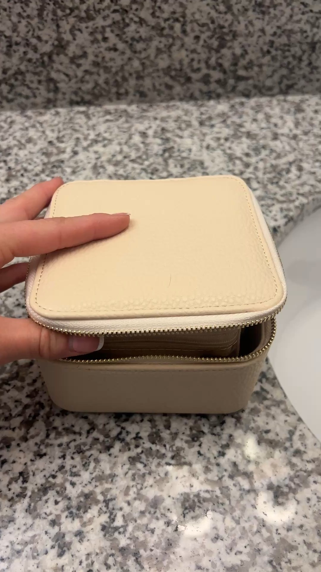 Love this jewelry case! I put more in it than just jewelry. Separate your outfit  pieces in one zip bag.

#LTKmomlife #LTKTravel #LTKBeauty