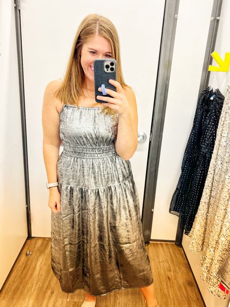 Silver dress for the holidays 🖤 just throw on a black or red cardigan!! 

Also comes in gold 👏

Holiday outfits, Christmas, thanksgiving outfit, family photos

#LTKstyletip #LTKHoliday #LTKHolidaySale