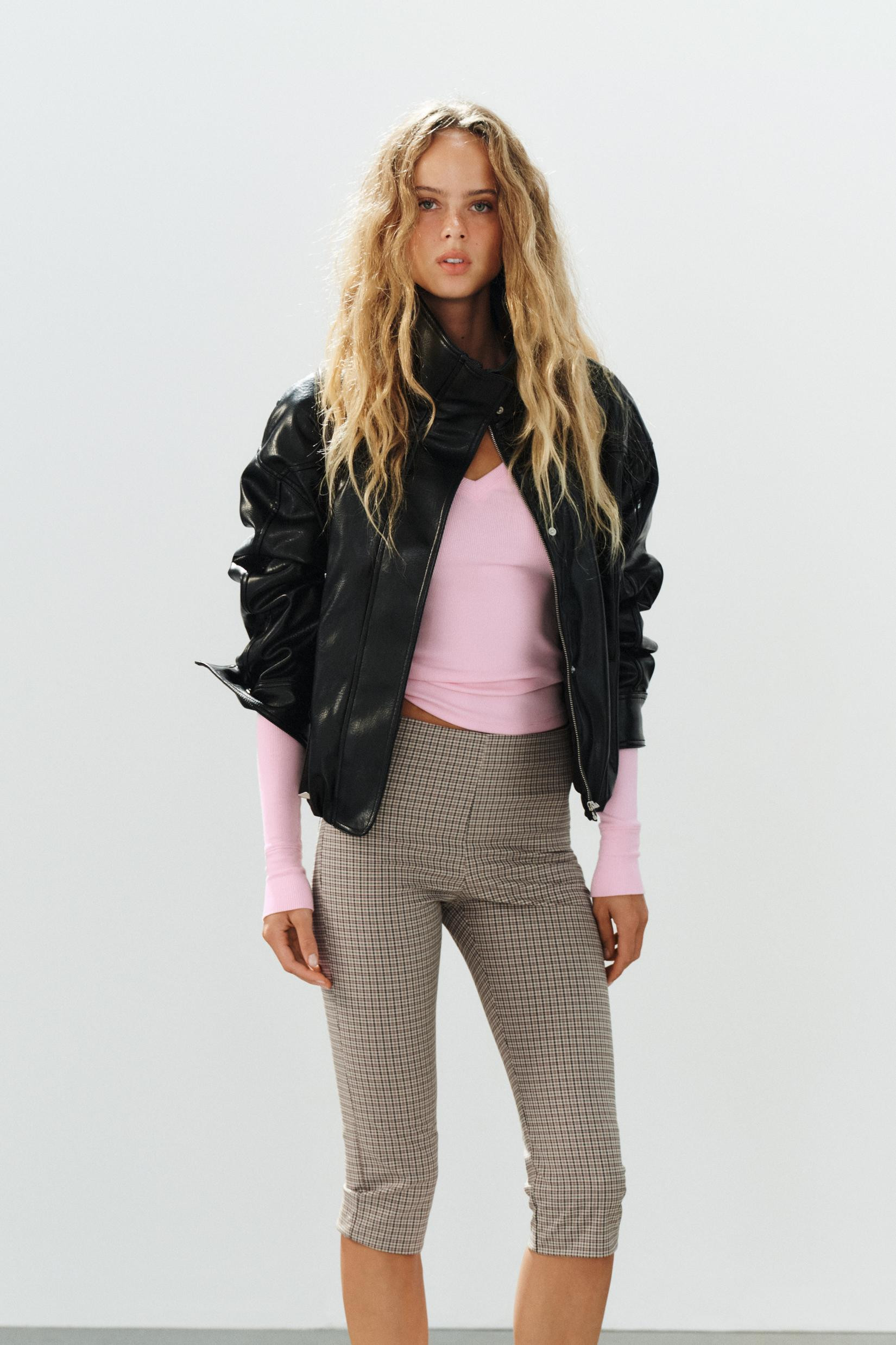 PLAID CAPRI PANTS | Zara US