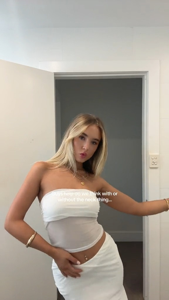 Perfect for a beach day or an evening out!

#LTKaustralia