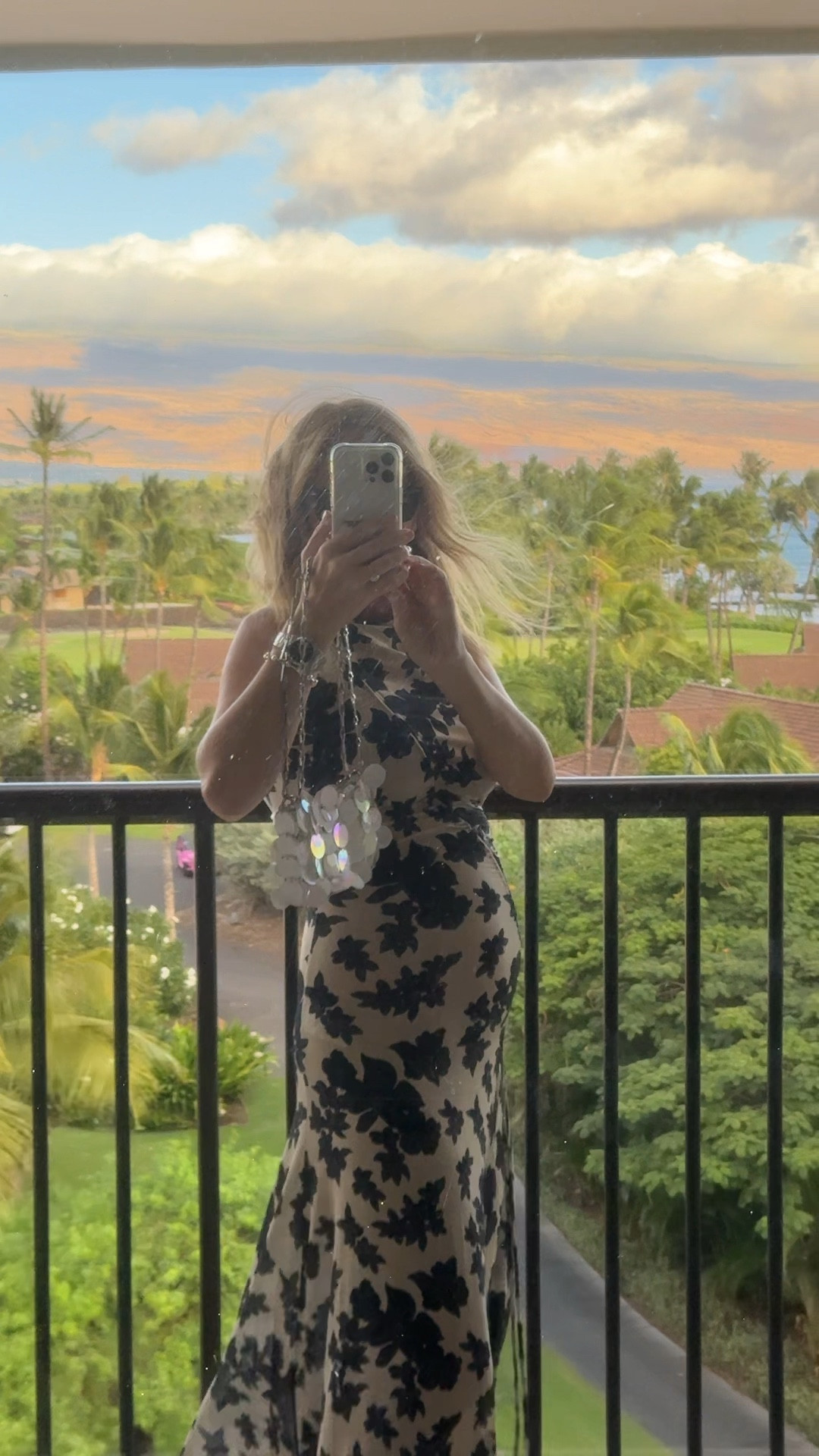 A new favorite dress and some other things I love to wear - for our last dinner in Hawaii 