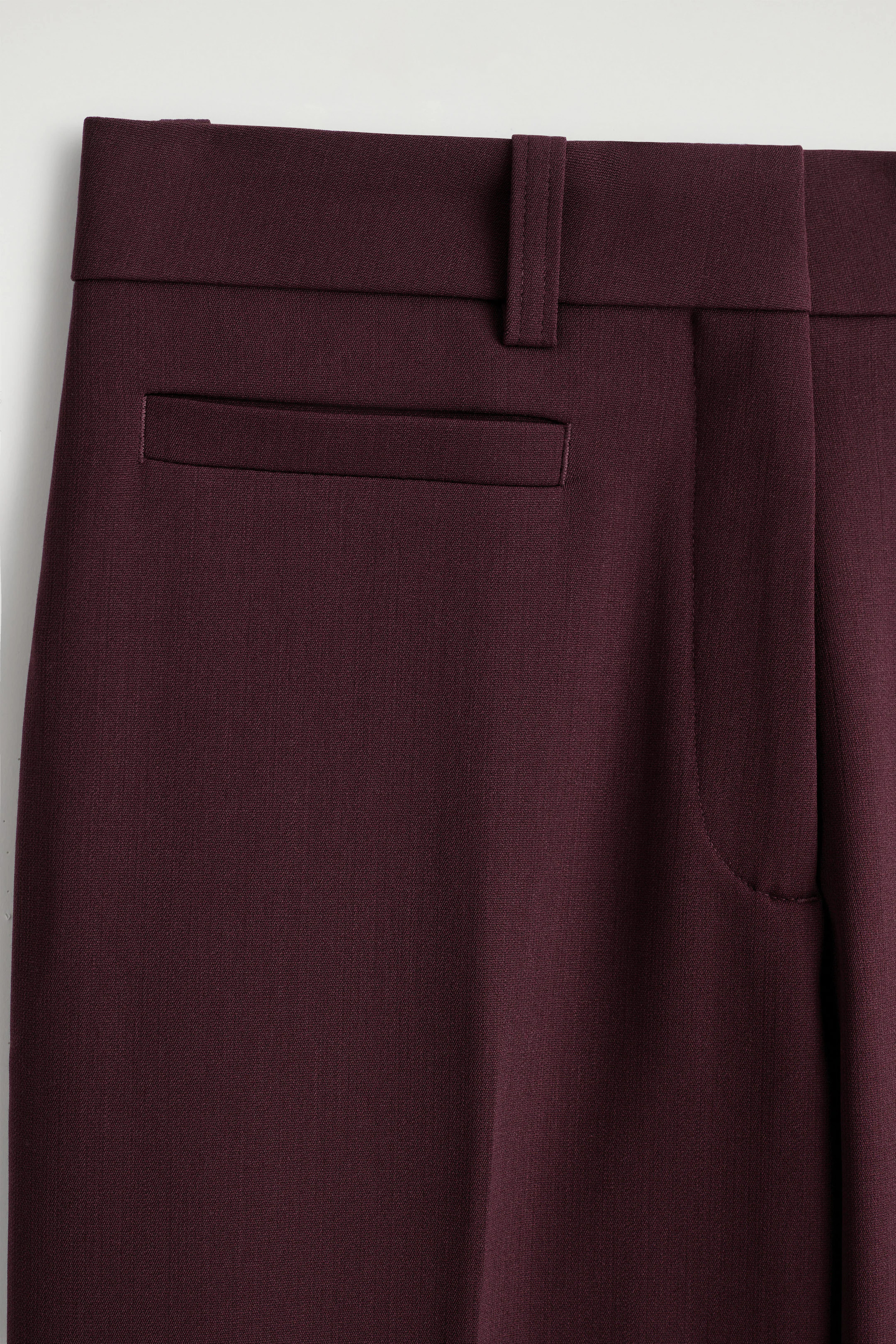 WOOL-BLEND STRAIGHT-LEG TROUSERS - BURGUNDY | COS GB | COS UK
