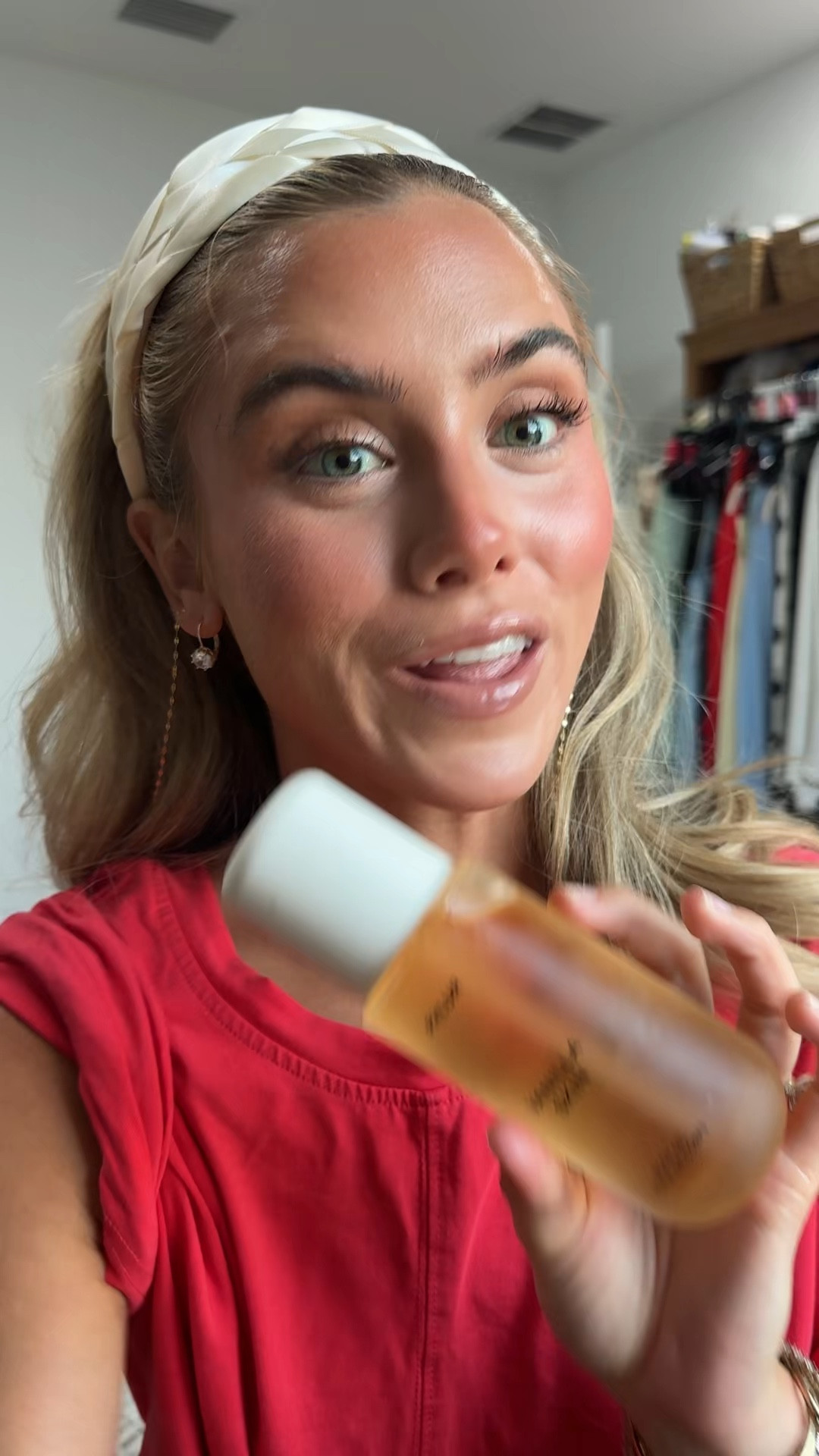 A silky, lightweight body oil infused with ceramide-rich floral oils and skin-mimicking lipids that nourishes and easily absorbs into the skin. Formulated to layer with our collection of fine fragrances to boost scent longevity.

Featuring our bestselling scent: Vanilla Skin. Unlike any other vanilla fragrance, Vanilla Skin evokes an iconic creaminess wrapped in a kaleidoscope of spice and intrigue. The dual nature of pink pepper and sugar settle down through rich cashmere before nestling into a core of addictive vanilla and cozy sandalwood to create a multidimensional take on an intoxicating sensual gourmand.@PHLUR

#LTKgrwm #LTKselfcare #LTKBeauty