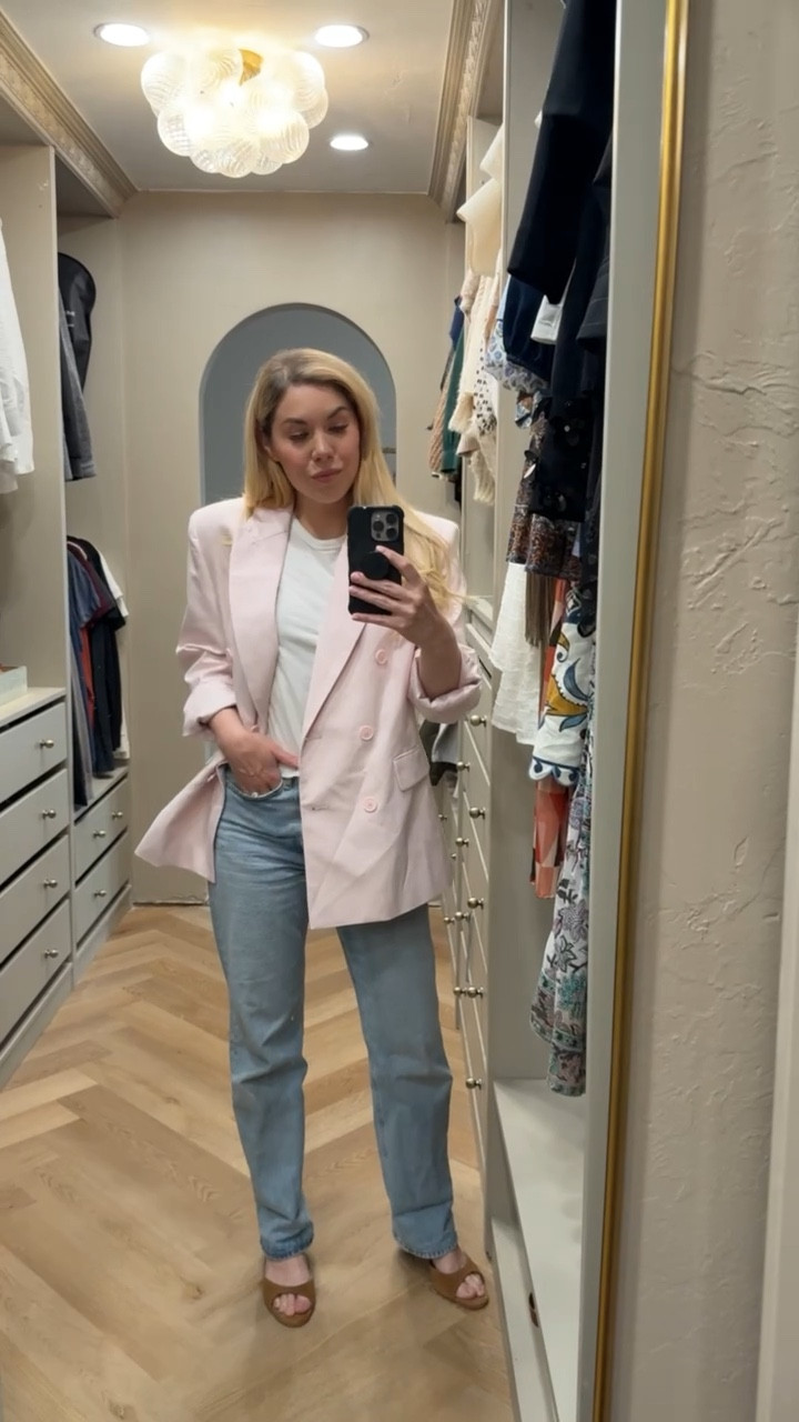 Can you believe this blazer is from Target?!? 


#LTKSeasonal #LTKootd #LTKgrwm