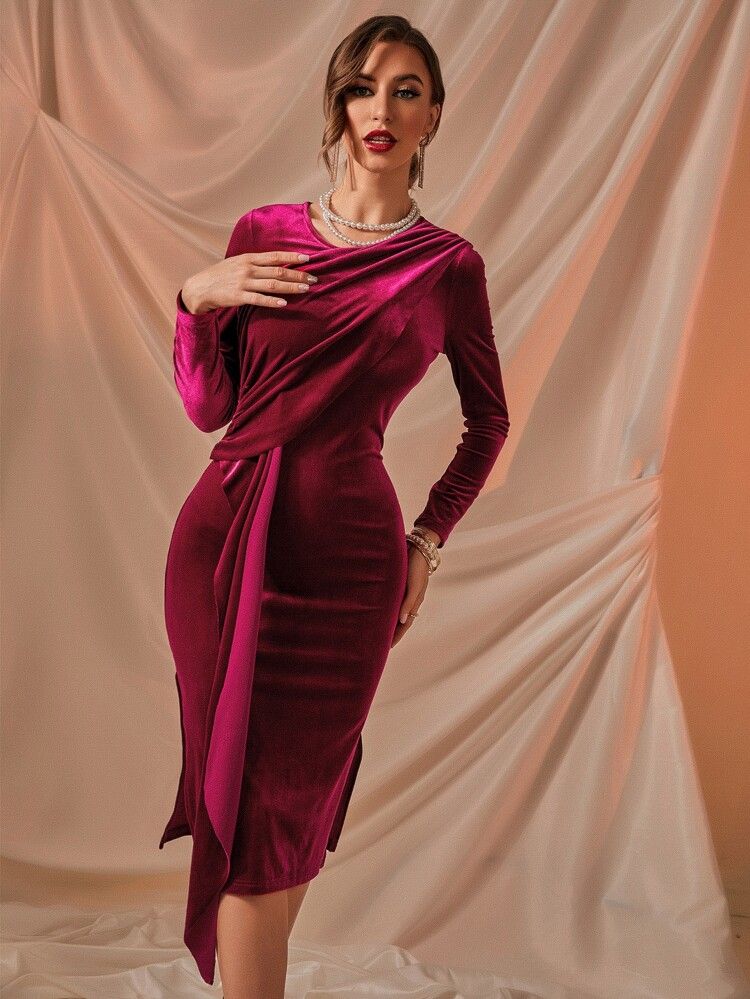 Solid Velvet Fitted Dress | SHEIN