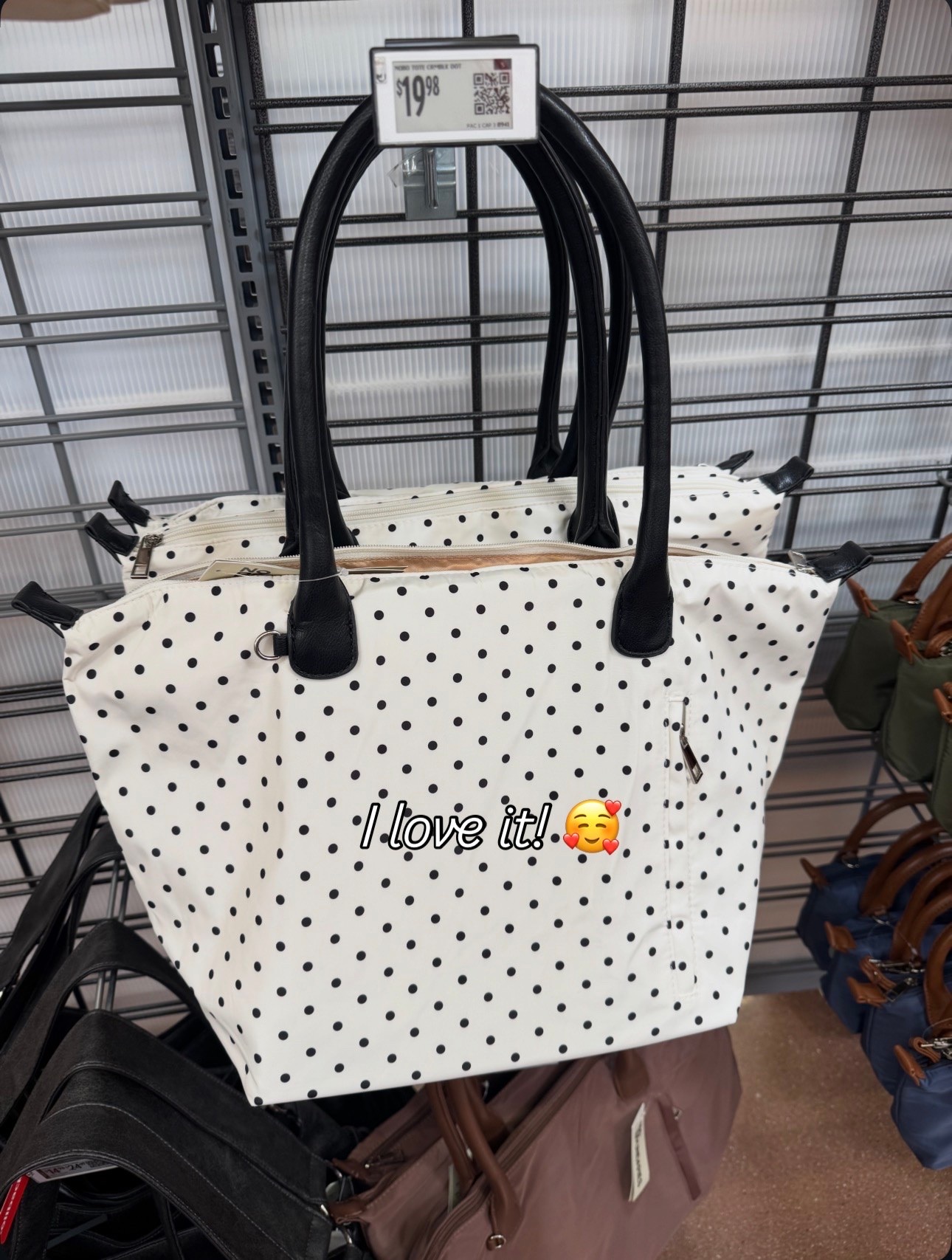 Walmart✨ No Boundaries Women's Tote Bag, Polka Dot

#LTKSeasonal #LTKTravel #LTKWorkwear