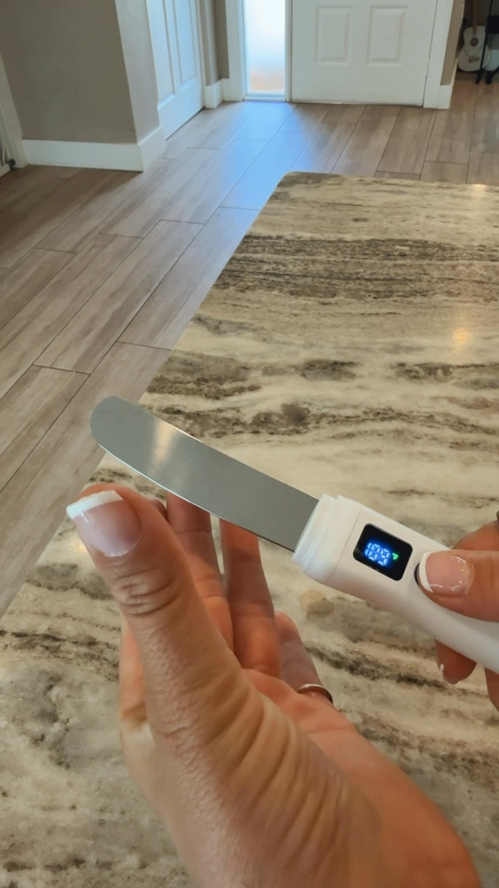 A butter must have!! 
Butter knife 
Trending
Kitchen essentials 
home finds

#LTKSaleAlert #LTKSpringSale #LTKHome