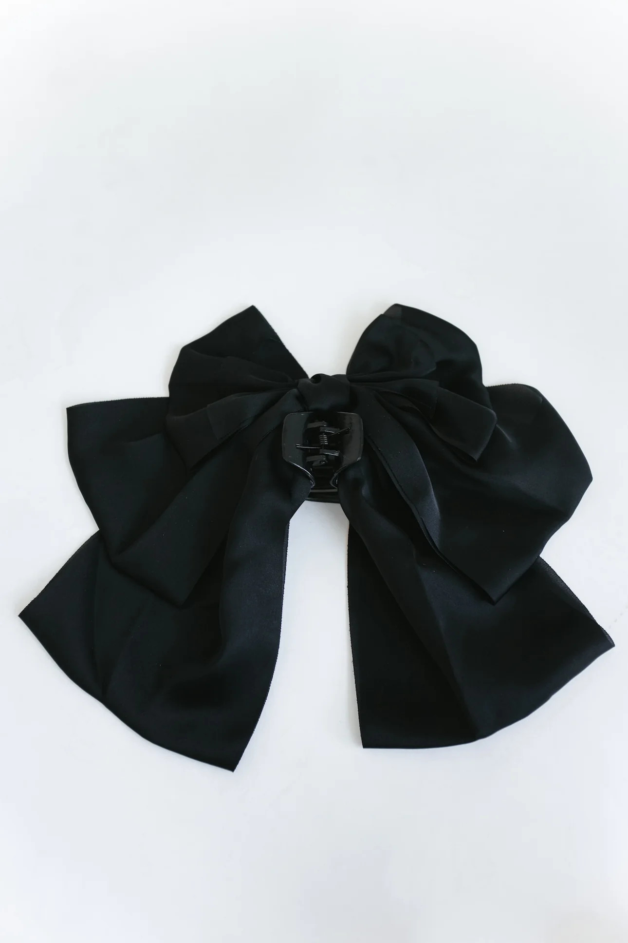 What A Feeling Bow Clip - Black | THELIFESTYLEDCO