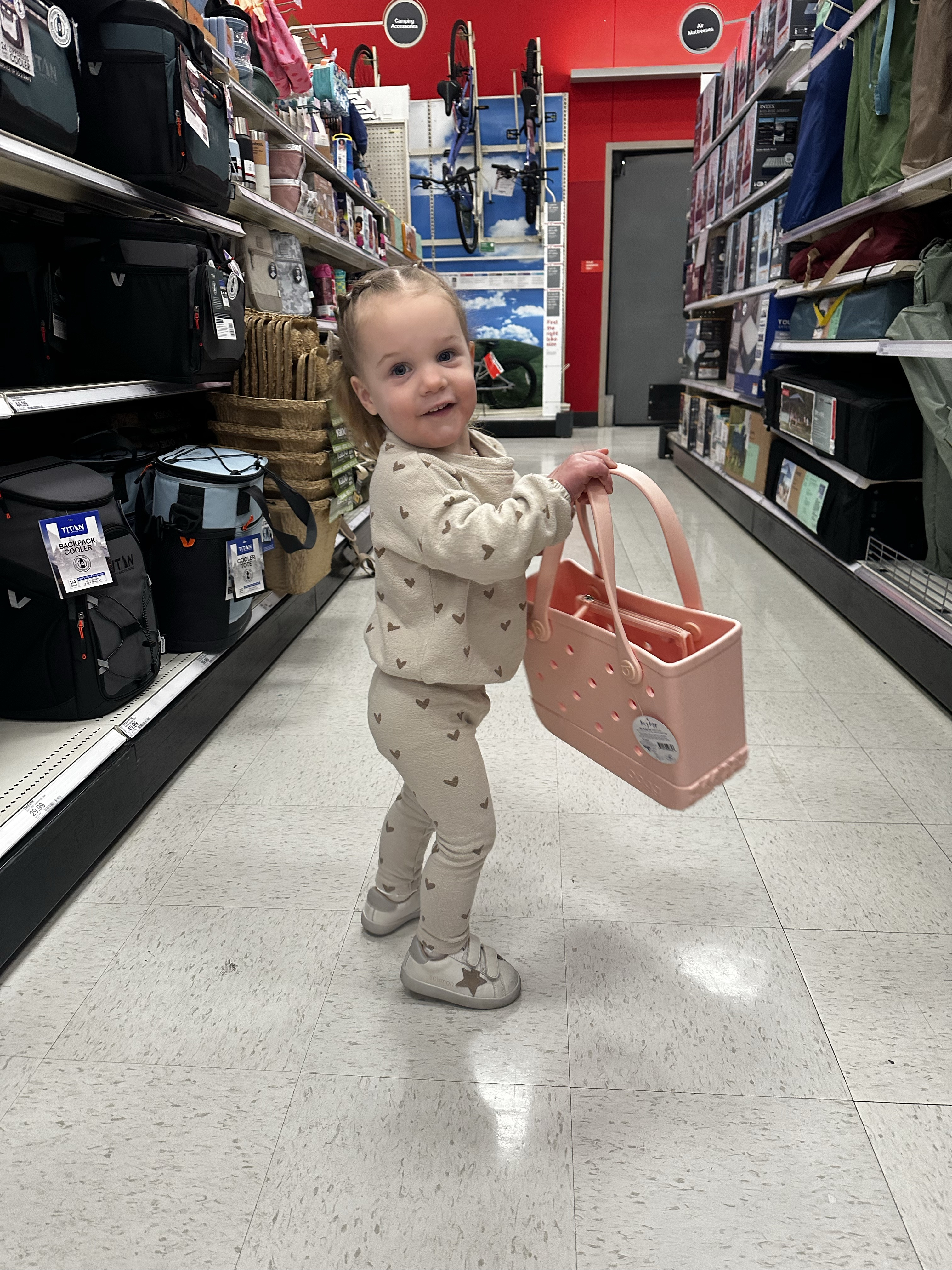 Thinking of getting this Mini Bogg bag for Blakelyn’s Easter basket! 

#LTKU #LTKStyleTip #LTKKids