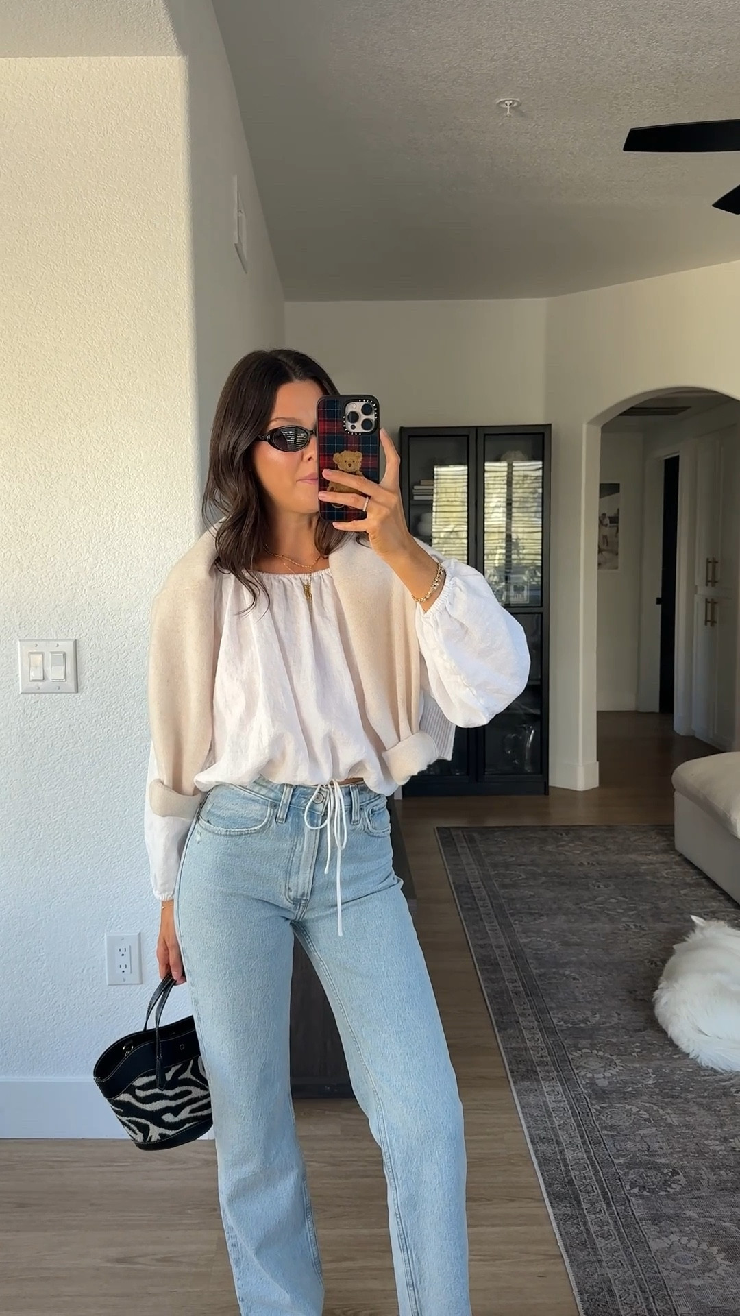 I’m 5’7” and wear XS at Abercrombie and small at aritzia! My bag is from H&M but it’s not available online! 

#LTKSeasonal #LTKFindsUnder100 #LTKootd