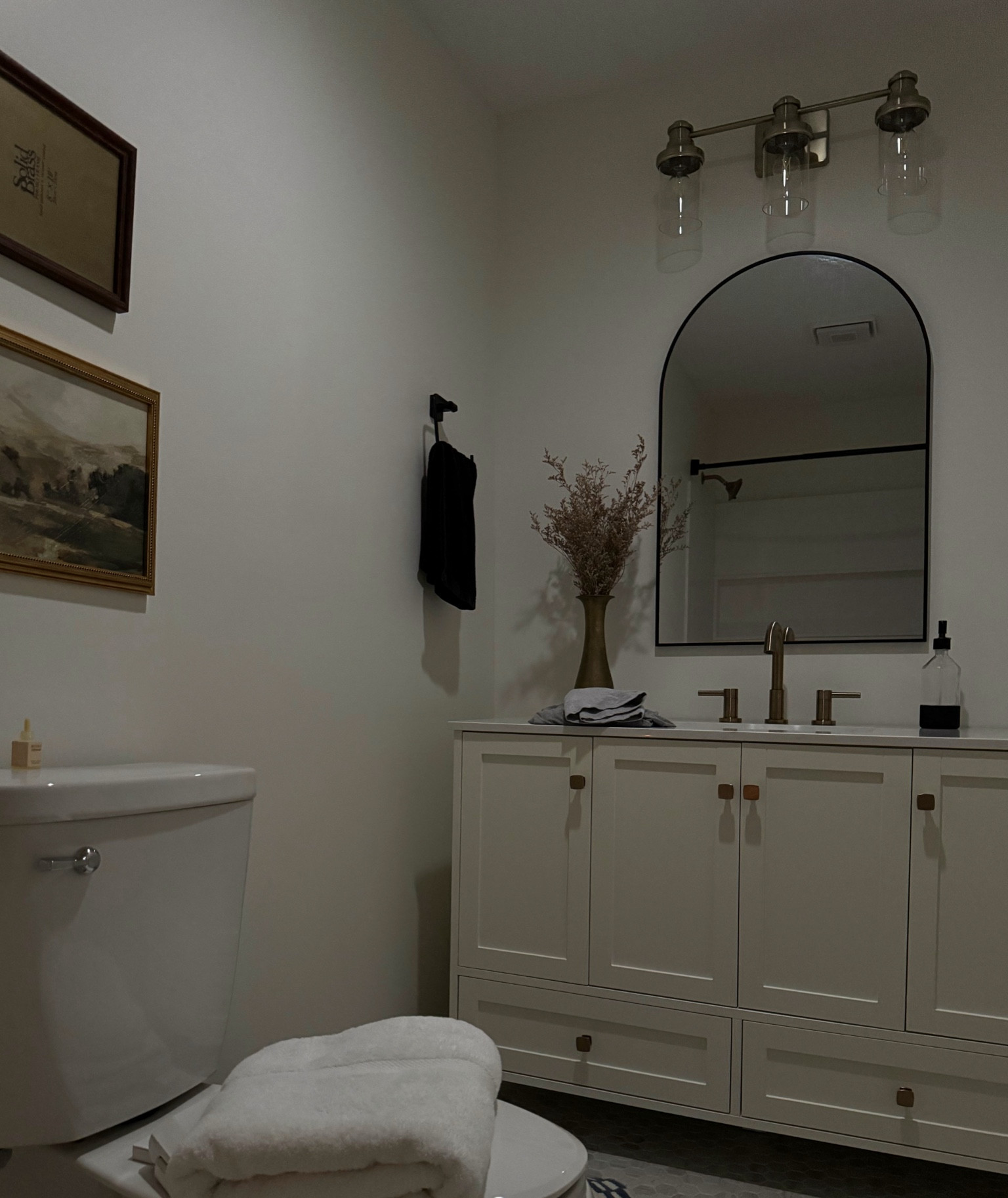 our guest bathroom—might be my favorite room in the house #LTKhome 


#LTKHome