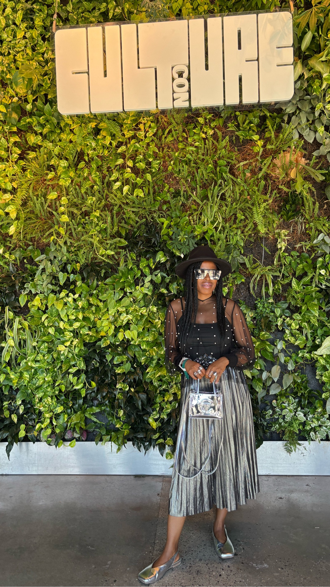 From head to toe, this CultureCon outfit is everything🖤 Tap to shop my pieces and get the full look.

#LTKSaleAlert #LTKItBag #LTKParties