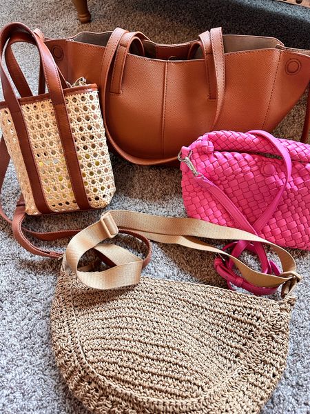 Spring/Summer Handbags

UndeniablyElyse.com

Purses, woven neoprene style, crochet, canning tote, mini bags, work handbag, work tote, chic handbag, look for less, affordable accessories

#LTKfindsunder50 #LTKstyletip #LTKitbag