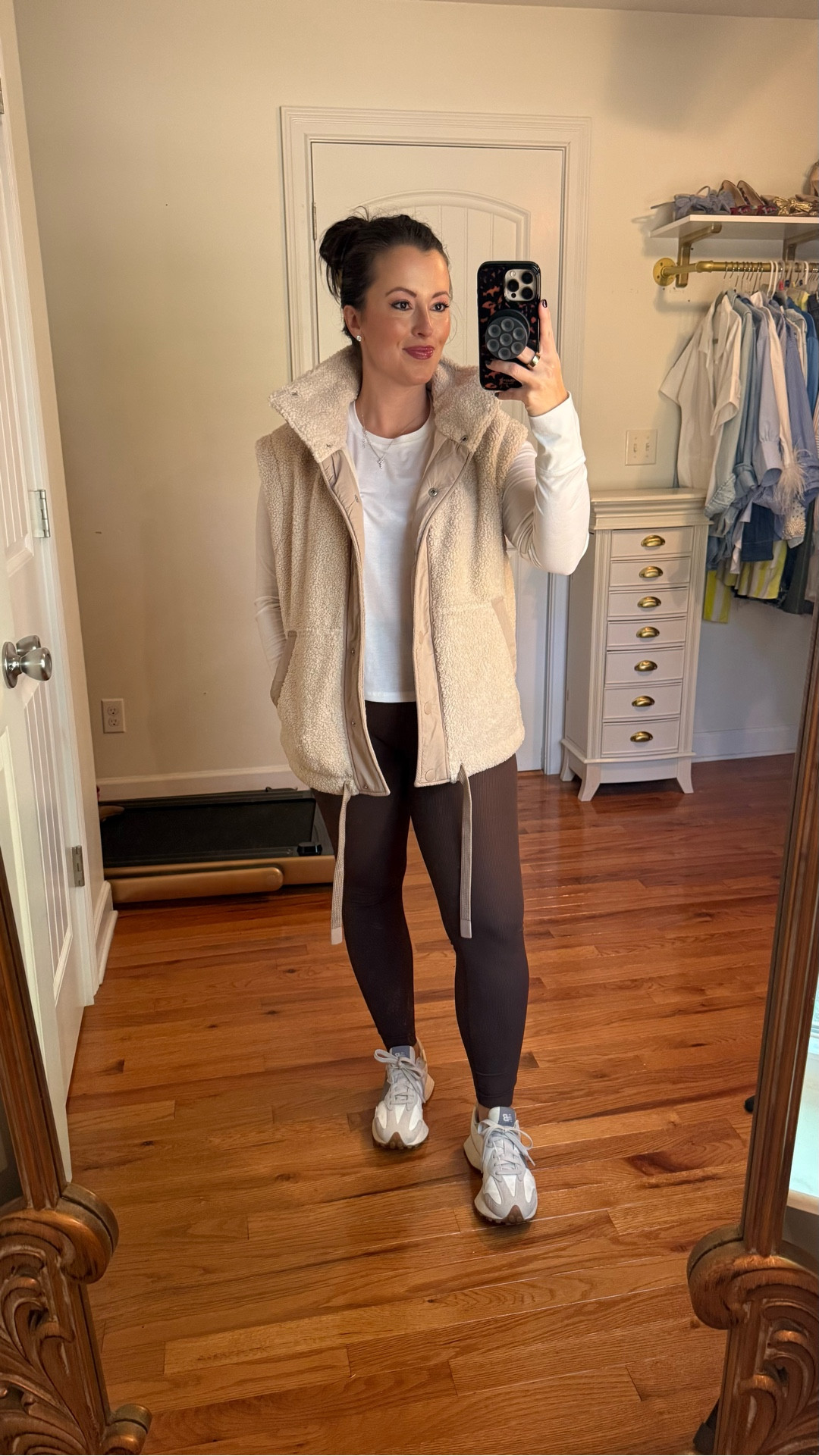 Target activewear 40% off for target Circle week. Beige tan Sherpa vest (S), chocolate brown workout leggings (M), white long sleeve workout tee (XS) 

Fall activewear, athleisure 

#LTKActive #LTKFindsUnder50 #LTKSeasonal