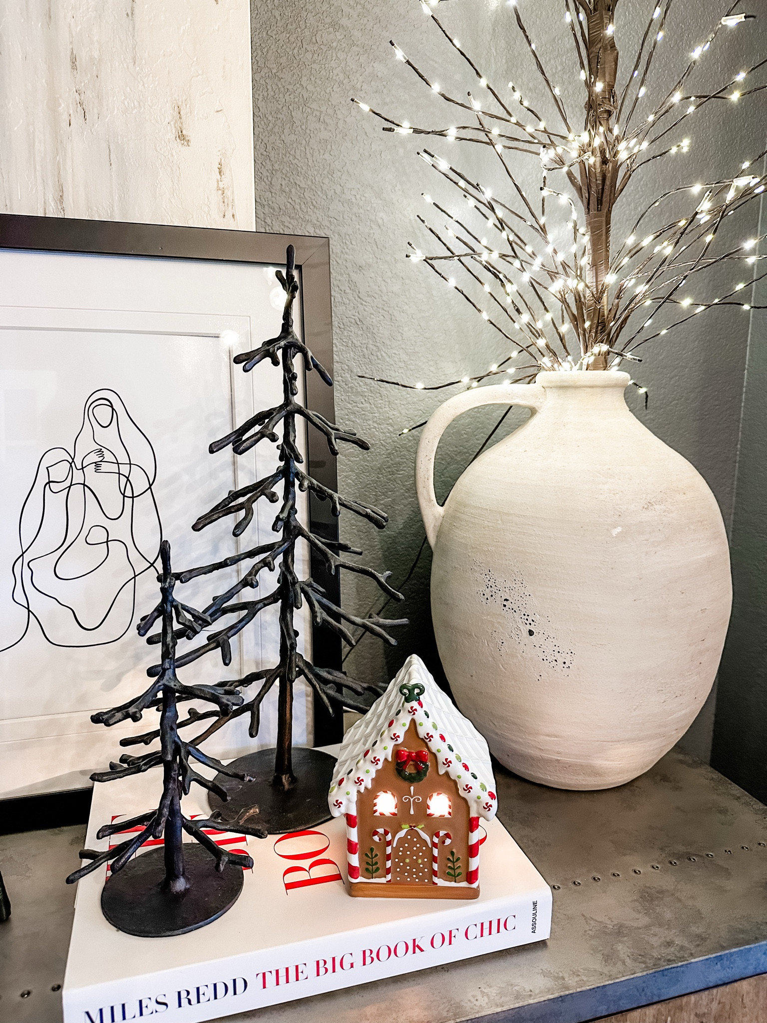 The cutest little gingerbread wax warmer 🏠

Great gift idea for  $25

#LTKGiftGuide #LTKHoliday #LTKSeasonal