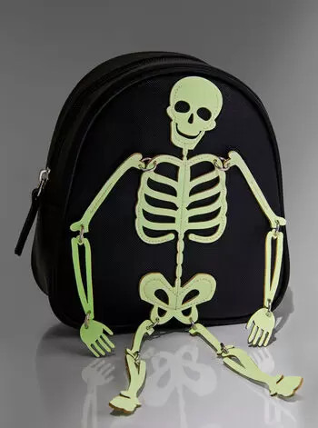 Skeleton Backpack


Cosmetic Bag | Bath & Body Works