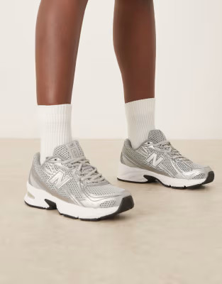 New Balance 740 trainers in grey | ASOS (Global)