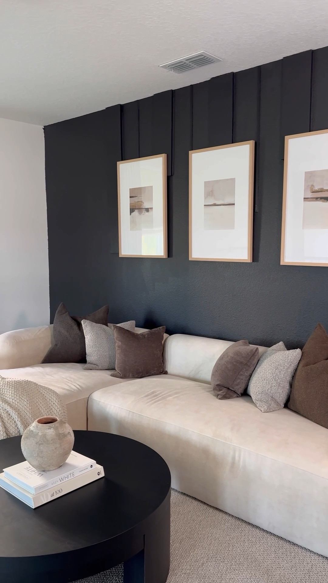 A gallery wall is perfect to fill an empty space with art ❤️

Size 20 x 30 



Wood frames
Home decor
Home interior
Loft decor
Living room decor
Framed art
Wall art